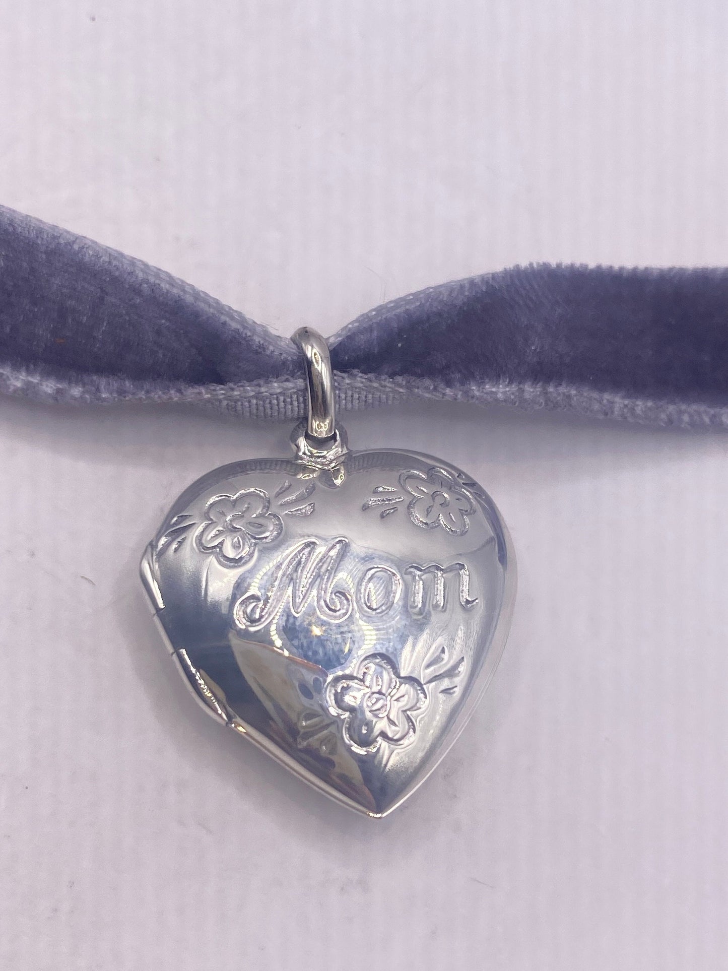 Vintage Silver Locket |Tiny Heart Pendant Photo Memory Charm Engraved Mom Flowers | 925 Sterling Silver Choker Necklace