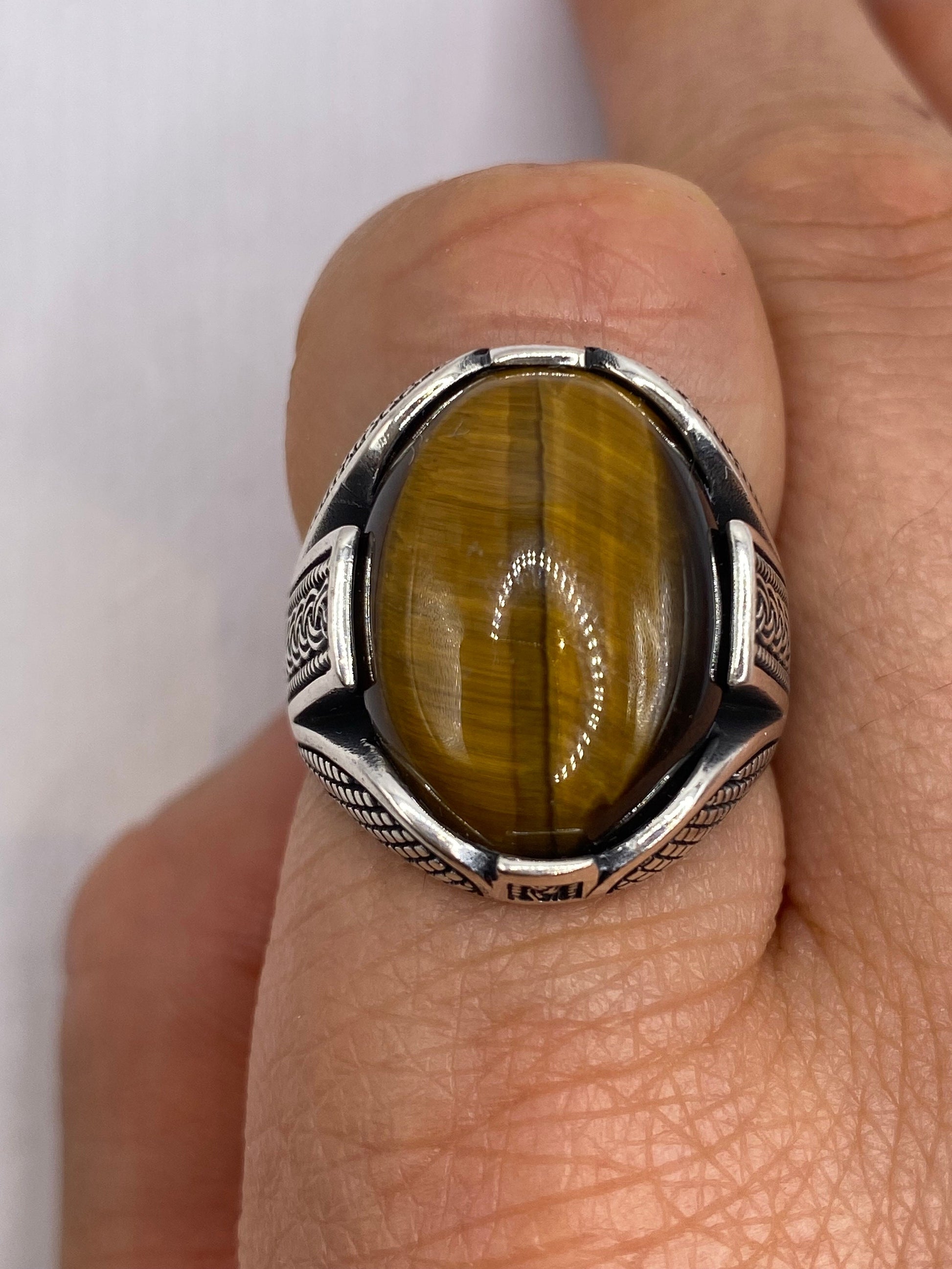 Vintage 1970 Gothic Sterling silver Genuine Tigers Eye Mens Ring
