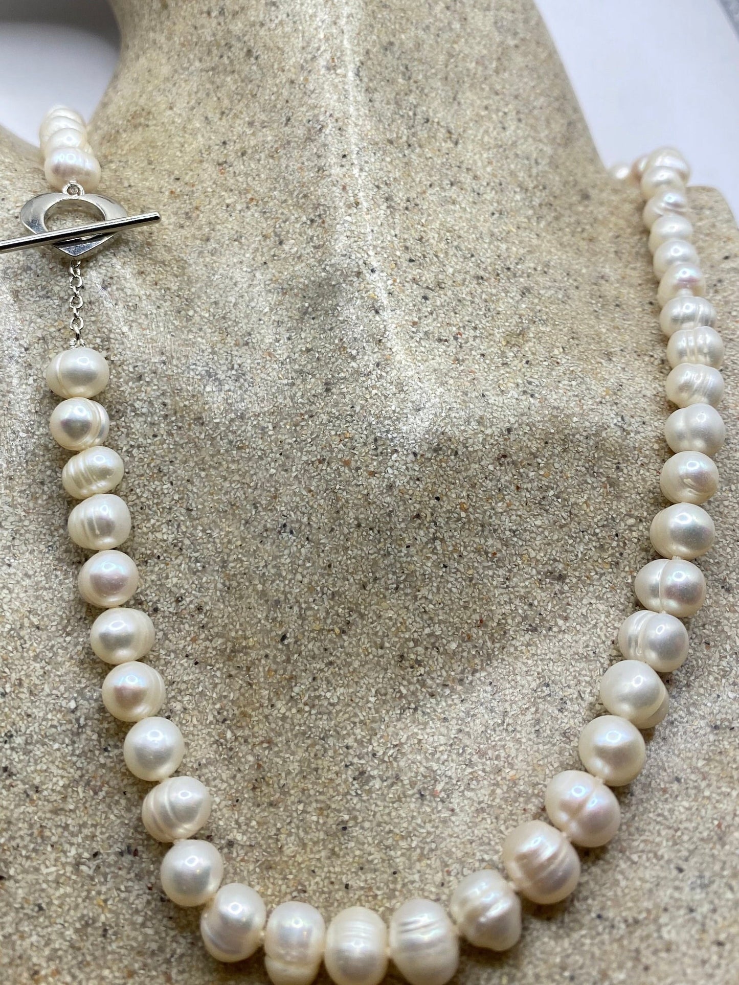 Vintage Hand Knotted White Pearl 18 inch Necklace