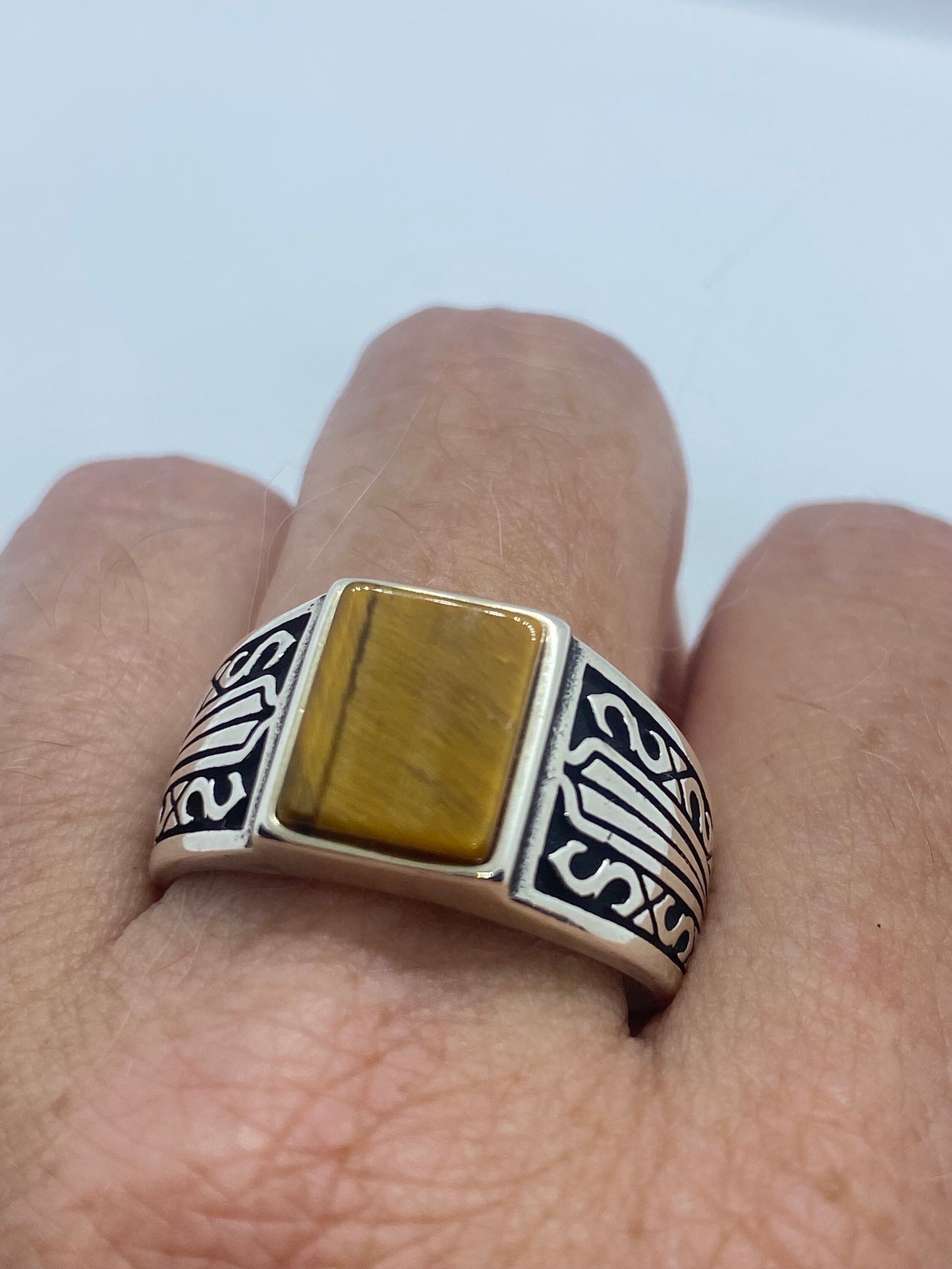 Vintage 1970 Gothic Sterling silver Genuine Tigers Eye Mens Ring