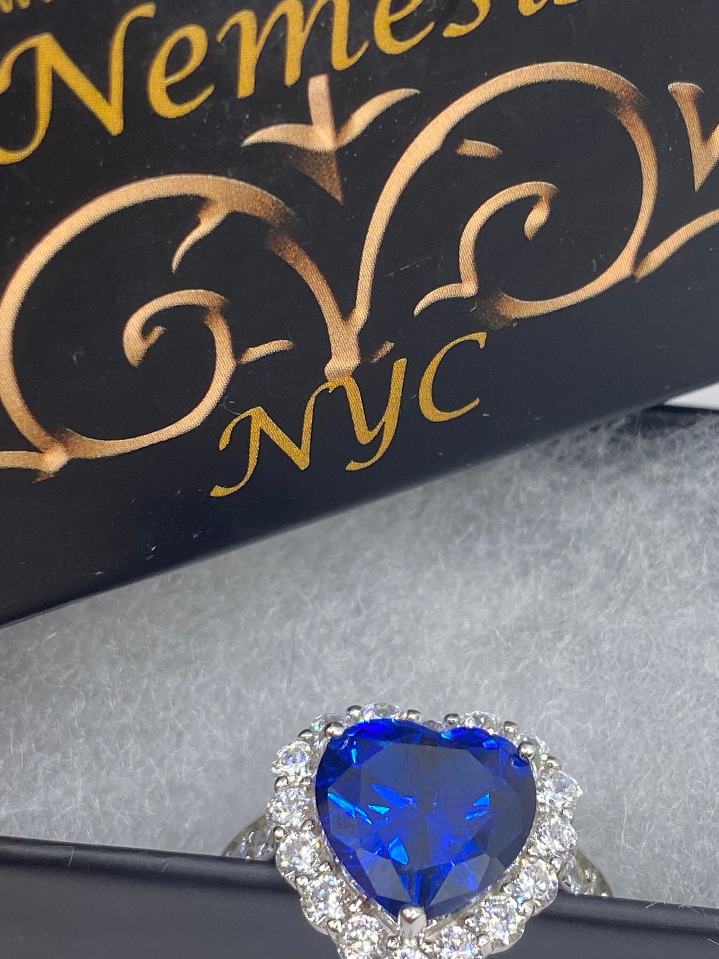 Vintage Heart Deep Blue Sapphire Tone and white Cubic Zirconia 925 Sterling Silver Ring