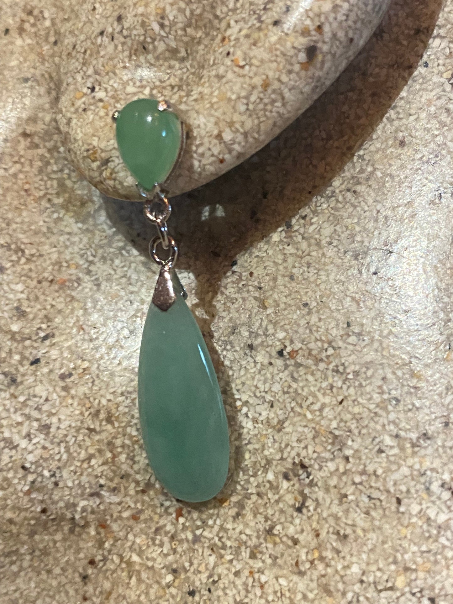 Vintage Fun Green Jade Gemstone 925 Sterling Silver Earrings