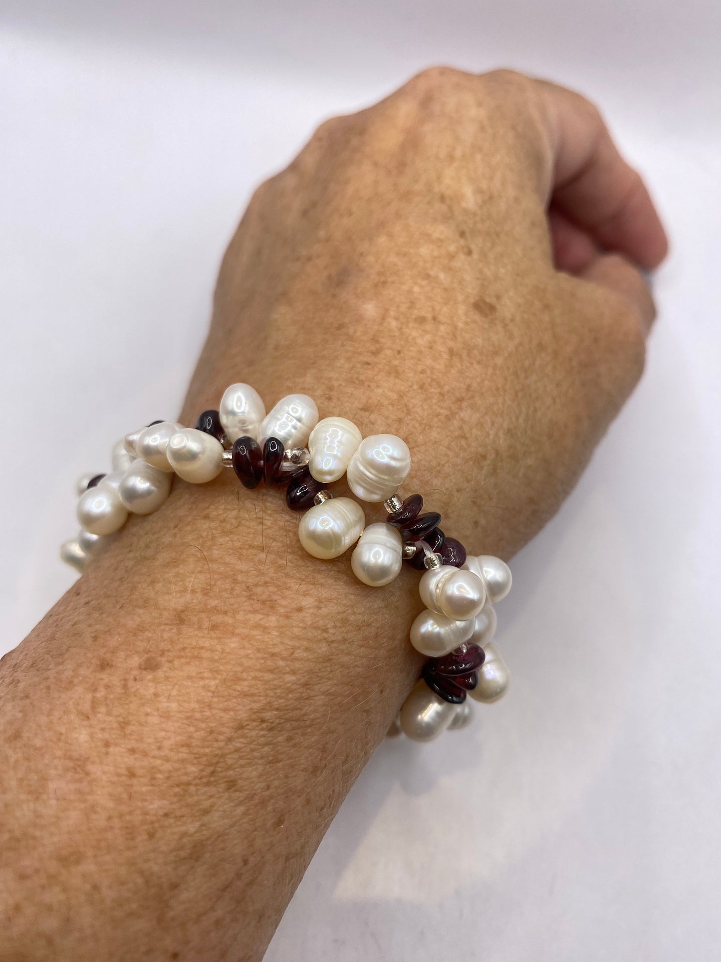 Vintage Pearl and Chip Garnet Stretch Bracelet