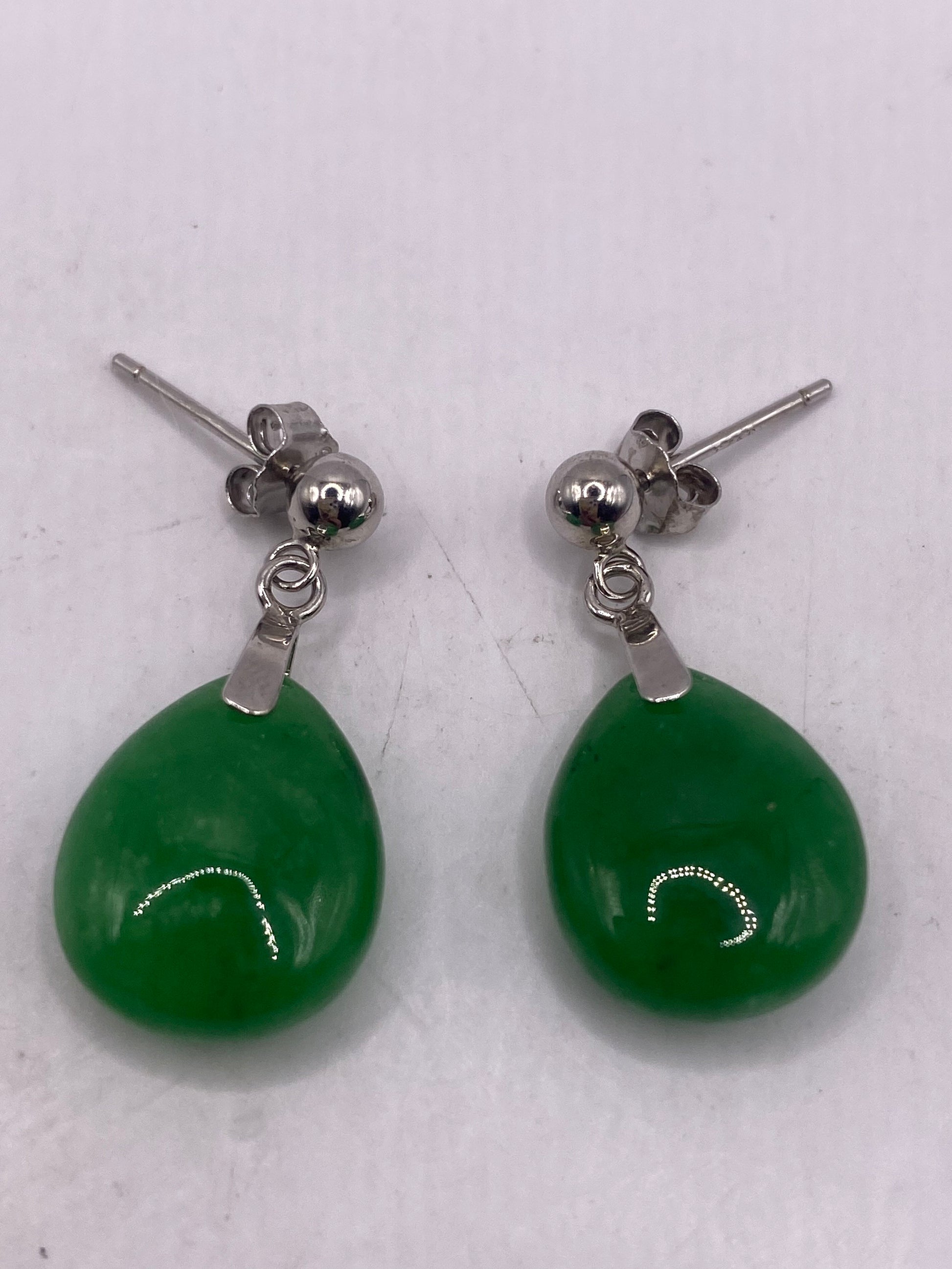 Vintage Fun Green Jade Gemstone 925 Sterling Silver Earrings