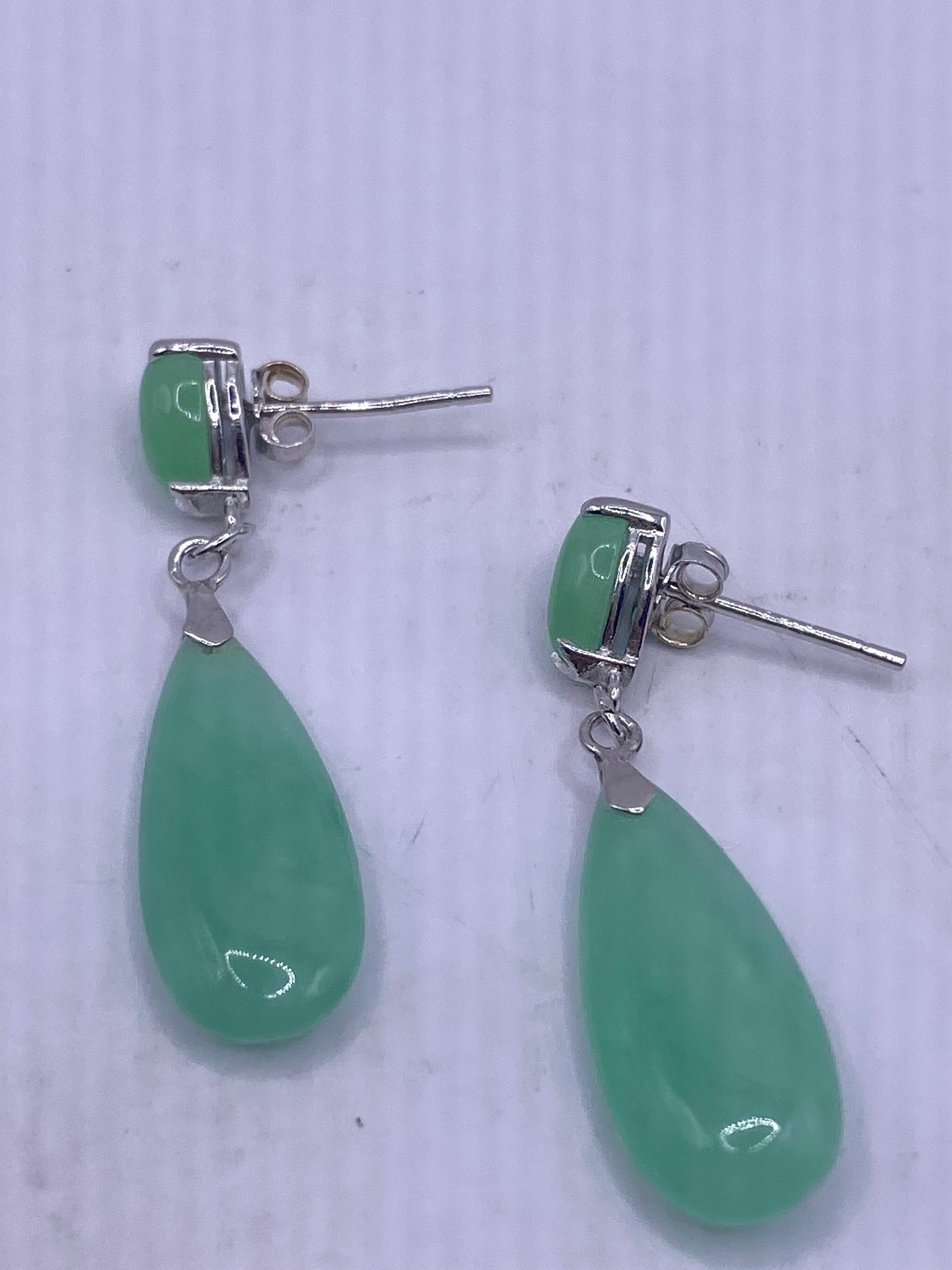 Vintage Fun Green Jade Gemstone 925 Sterling Silver Earrings