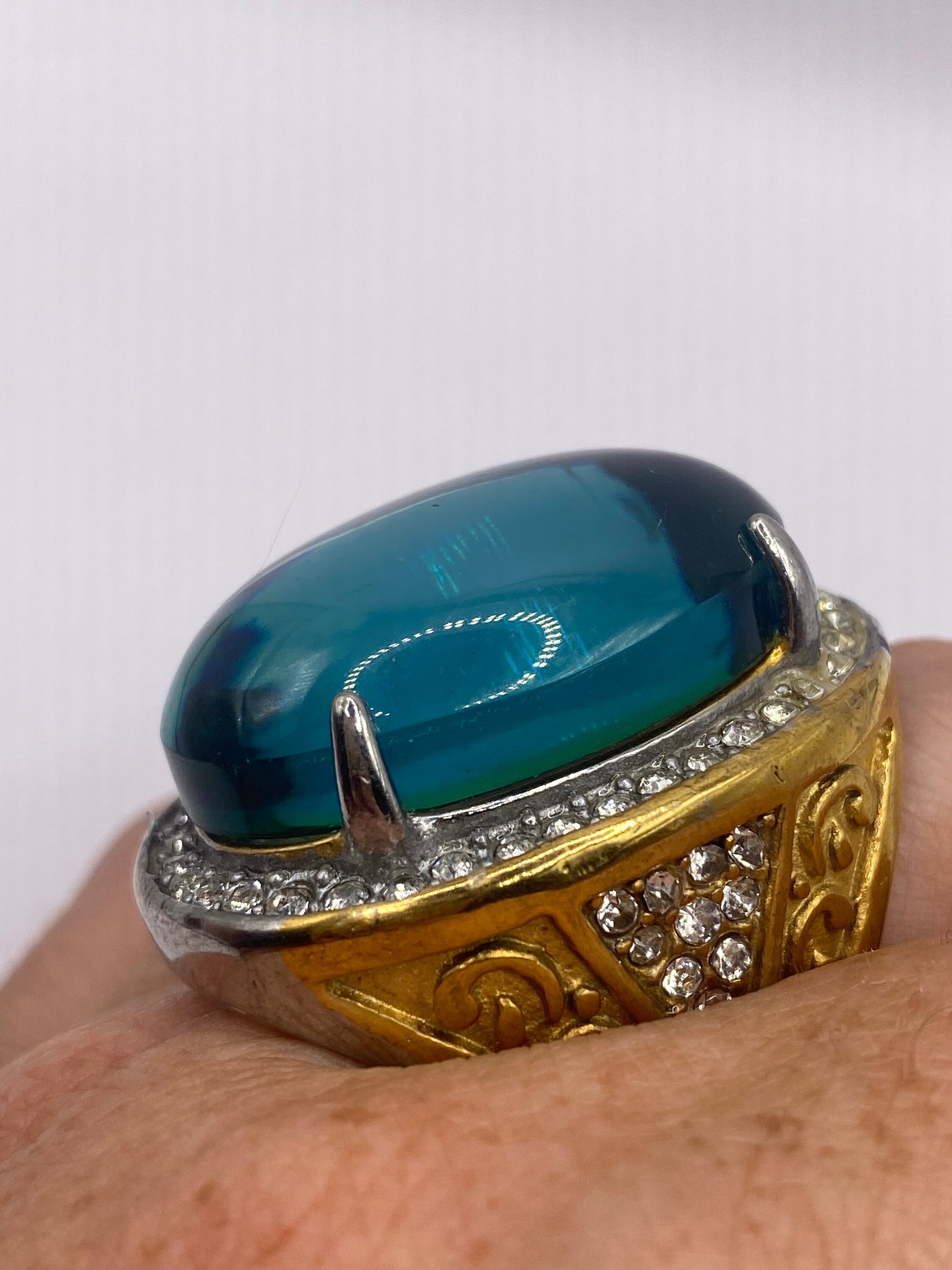 Vintage Aqua Green Art Glass Cocktail Ring