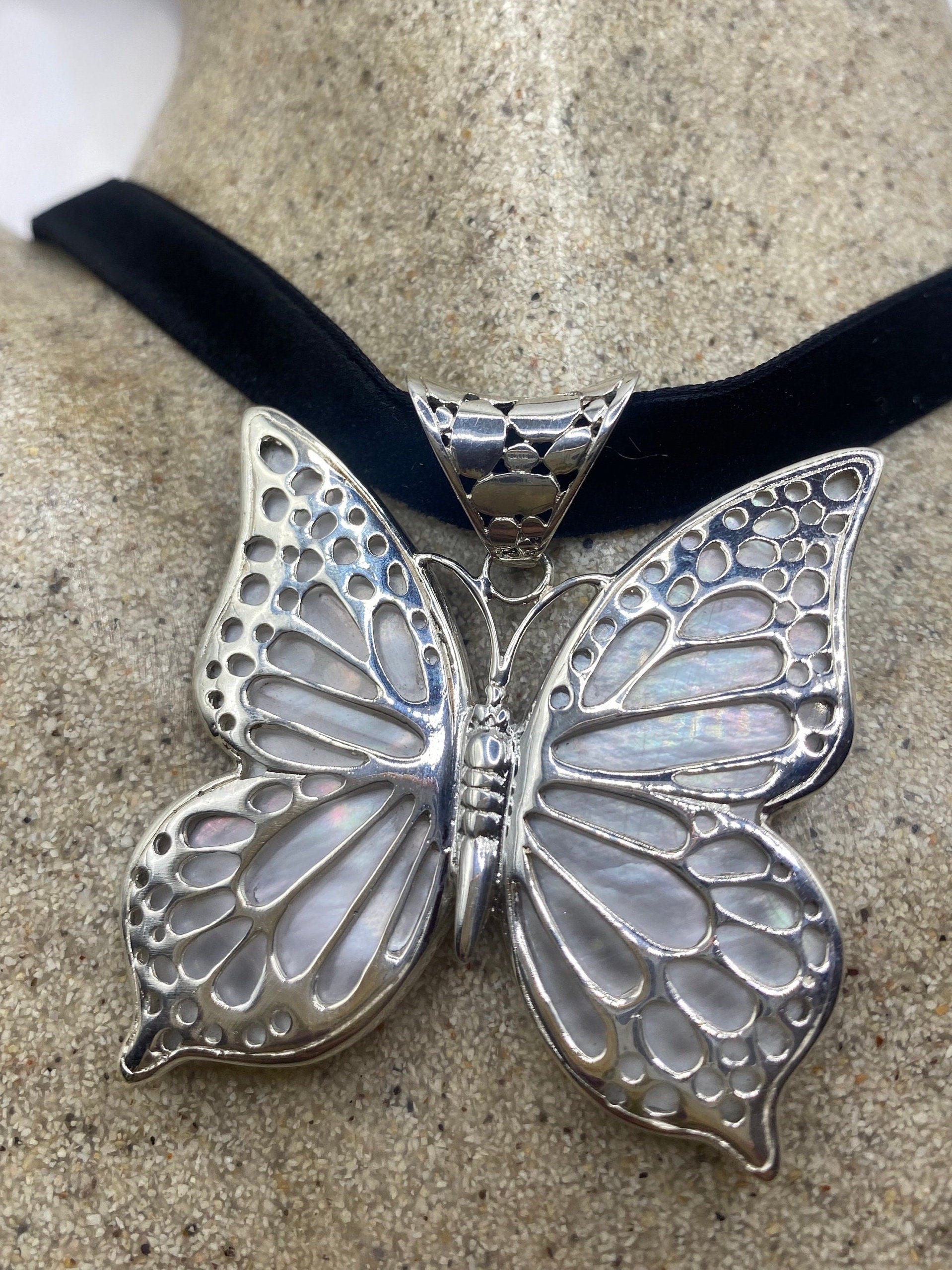 Vintage Butterfly 925 Sterling Silver Mother of Pearl Pendant Necklace