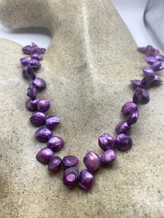 Vintage Purple Pearl 18 inch Necklace