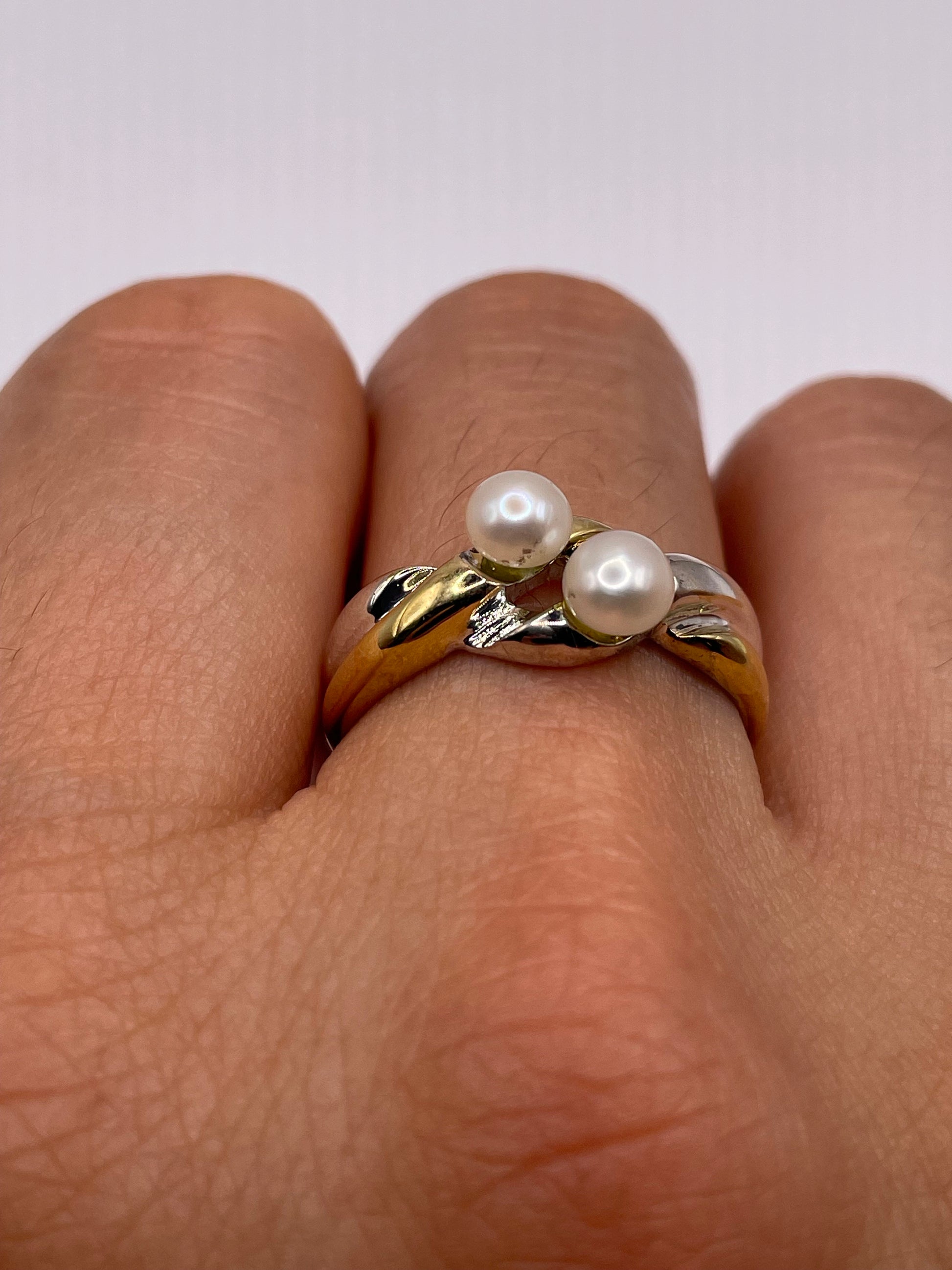 Vintage Genuine Cultured Pearl Golden 925 Sterling Silver Ring