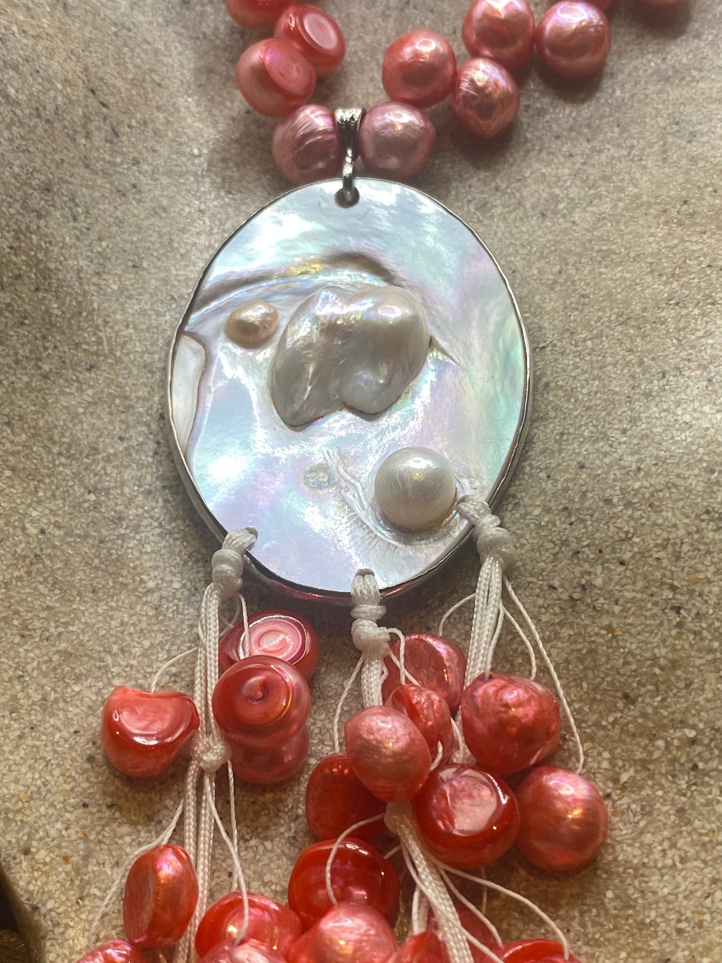 Vintage Magenta Pink Genuine Fresh Water Pearl Necklace 16 inch