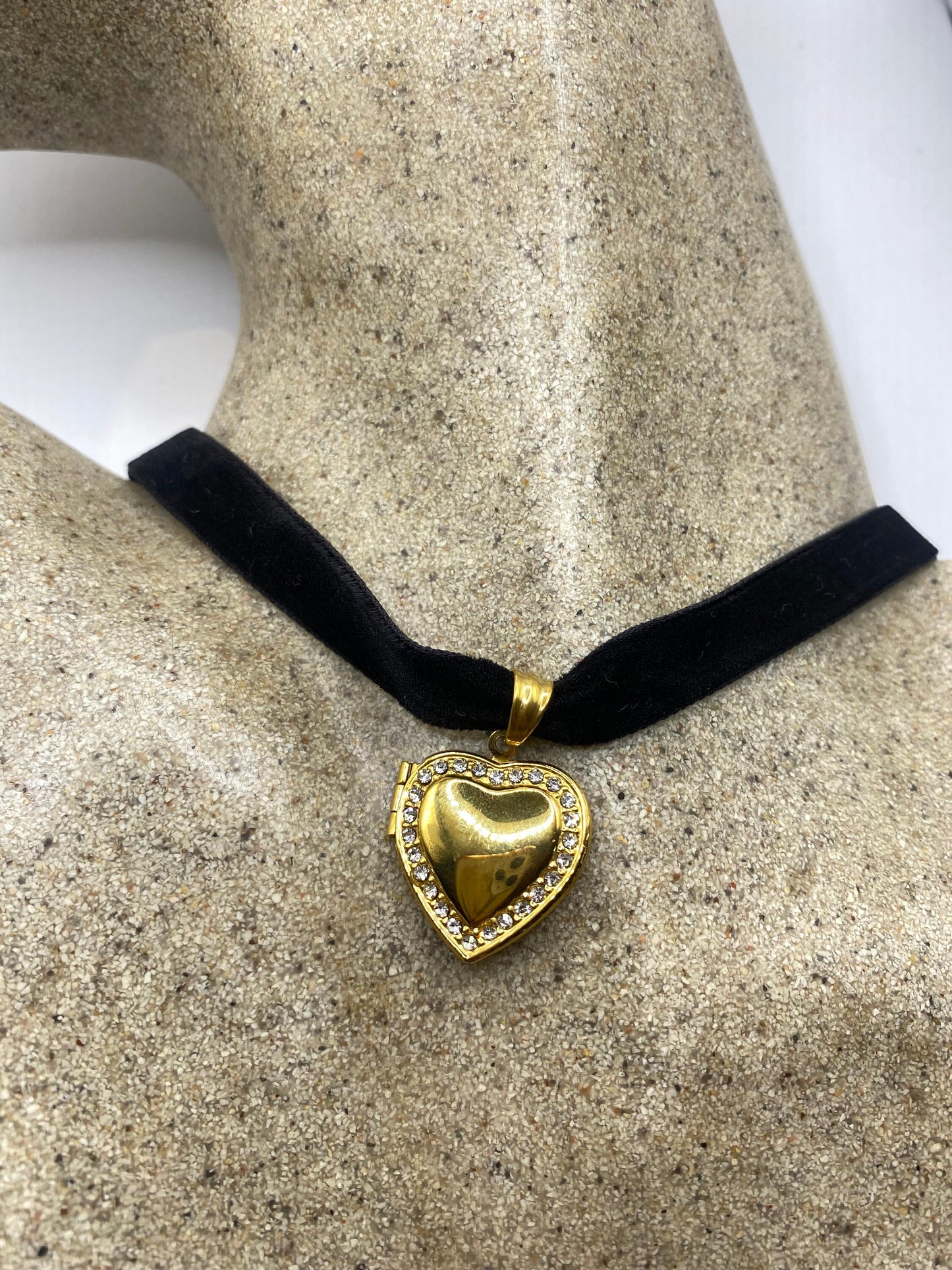 Vintage Heart Locket Choker Golden Stainless Steel Deco Etched Necklace