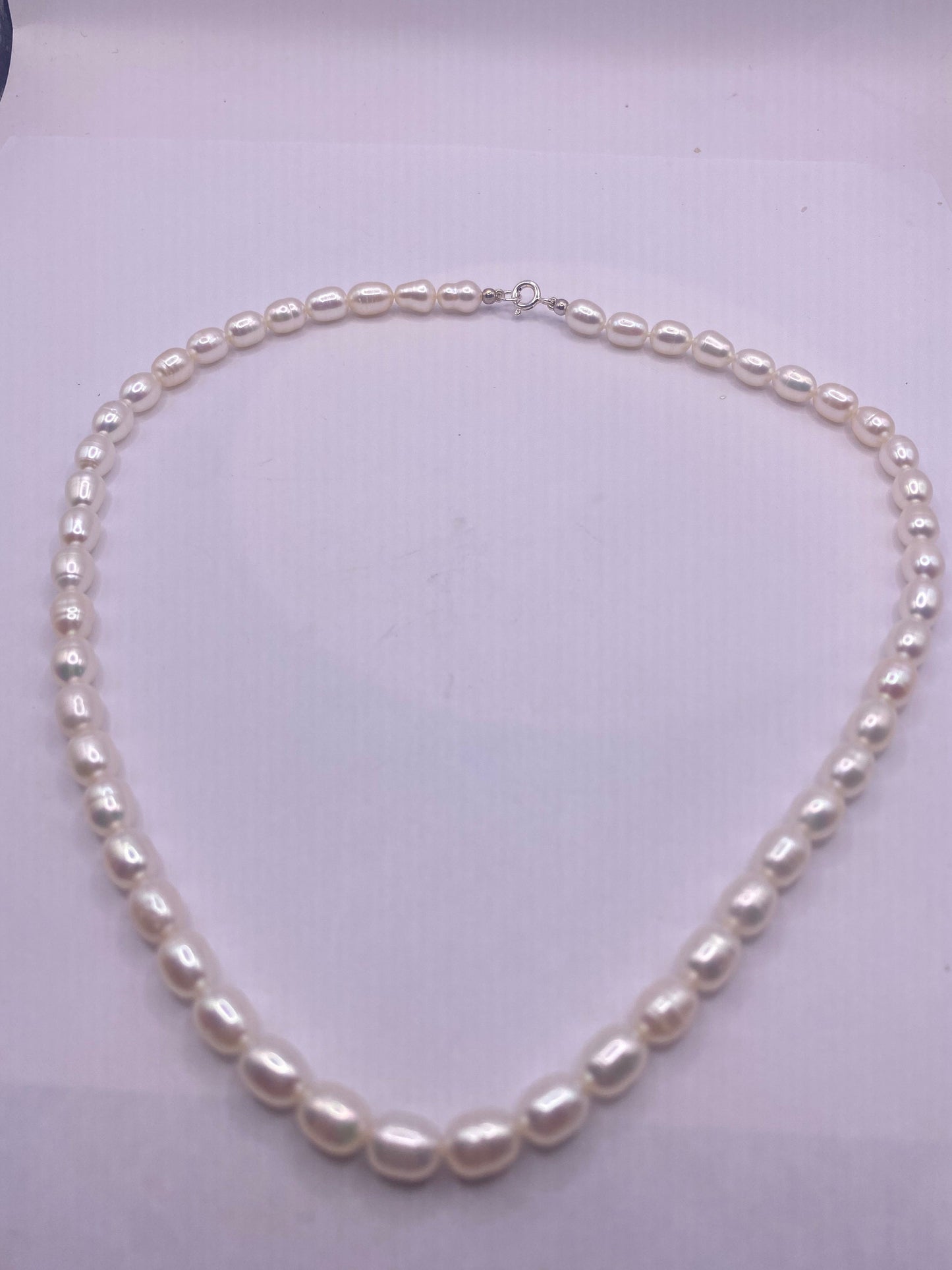 Vintage White Pearl 16 inch Necklace