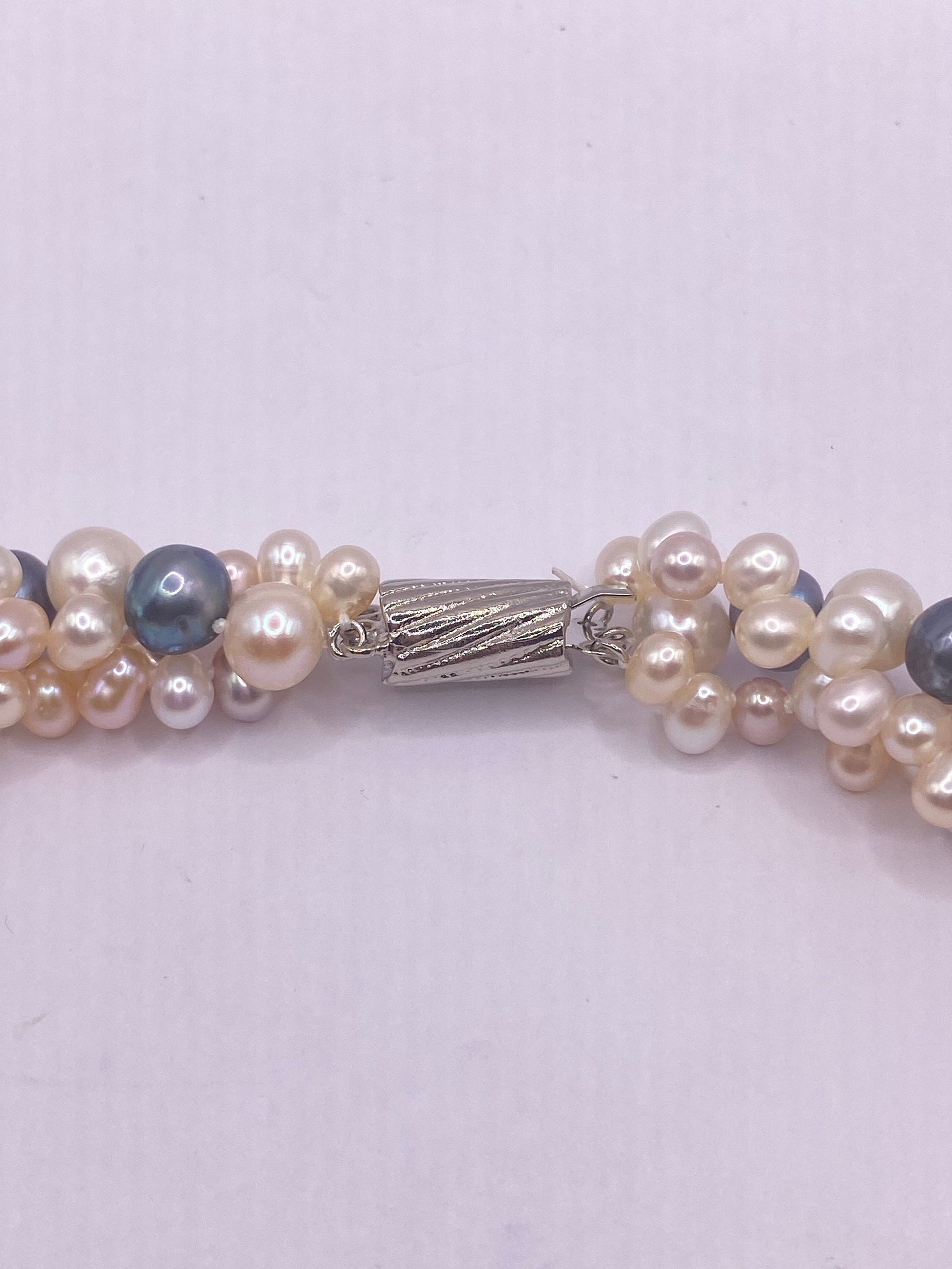 Vintage Cream Pink Grey Pearl 18 in Necklace