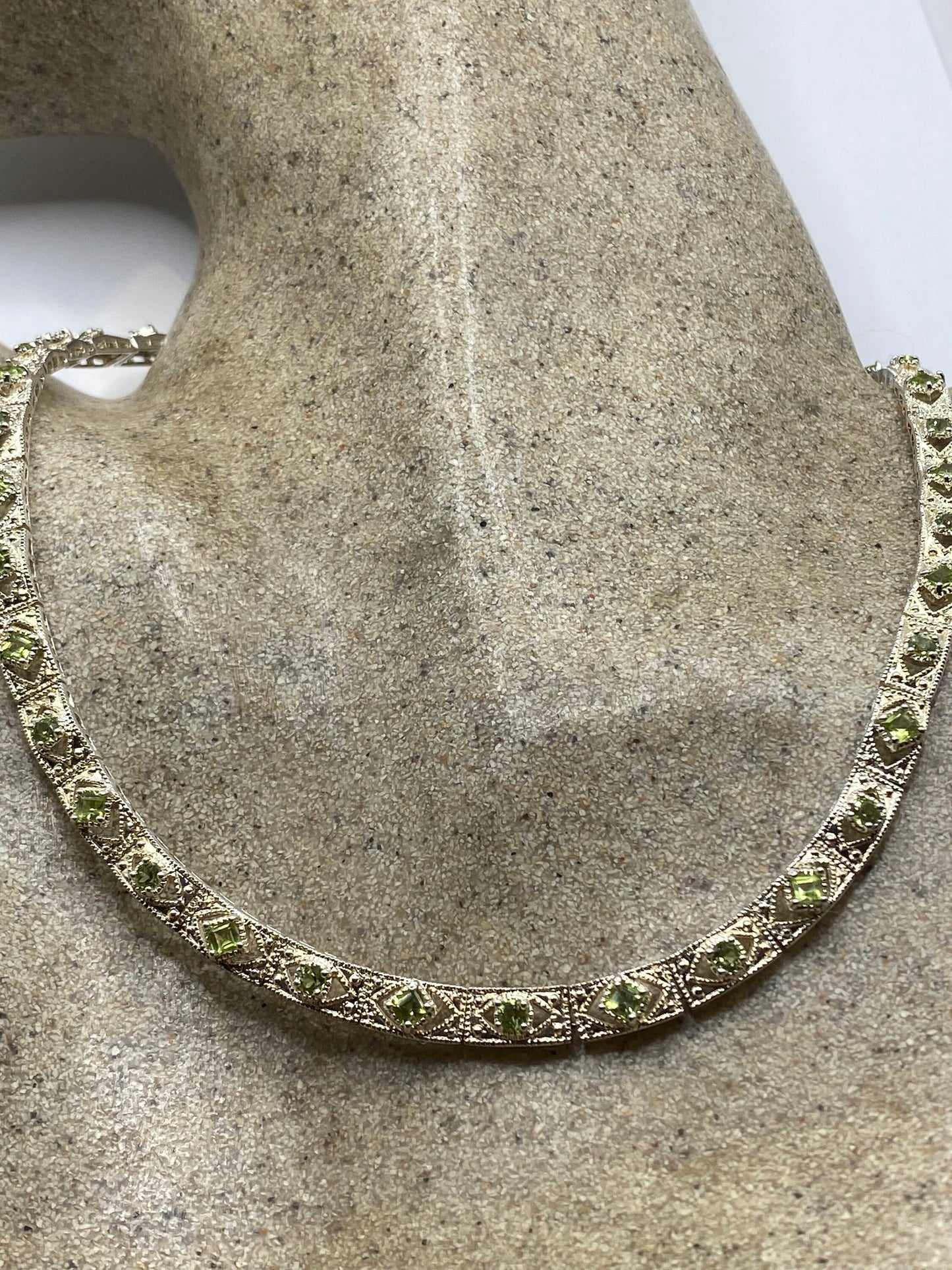 Vintage 925 Sterling Silver Green Peridot Necklace