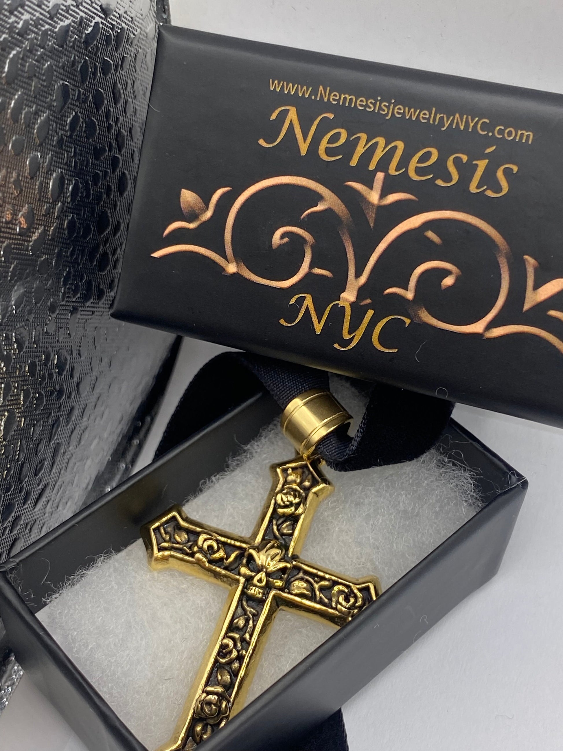 Vintage Skull Rose Gold Stainless Steel Cross pendant necklace