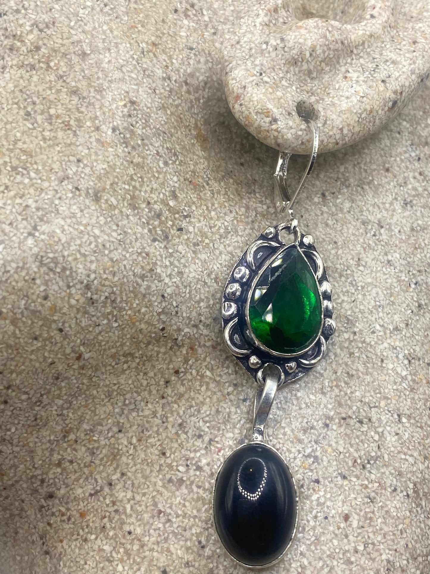 Vintage Black Earring Onyx and Green Glass 925 Sterling Silver Deco Dangle Chandelier