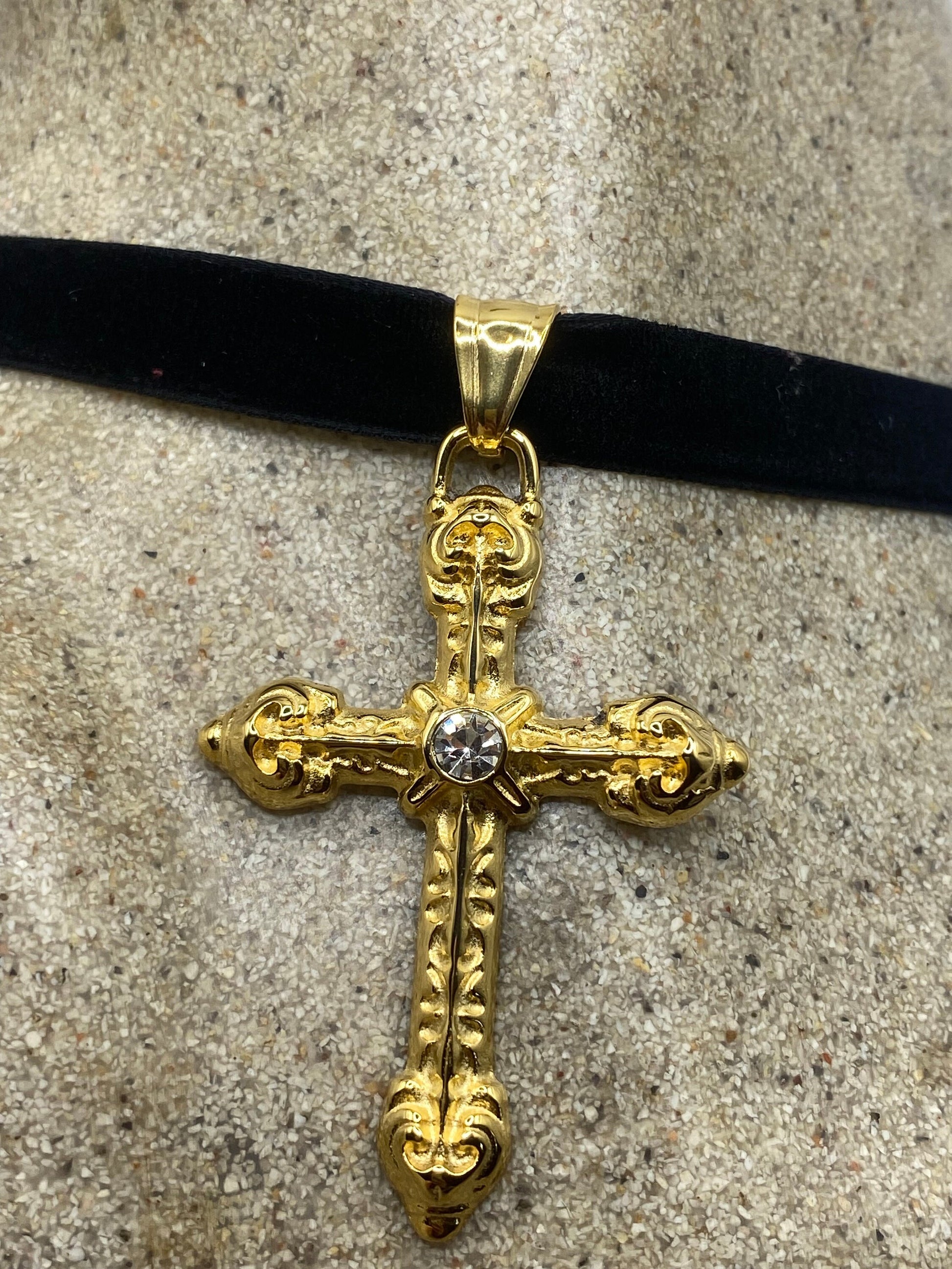 vintage Celtic Gold Stainless Steel Cross pendant necklace