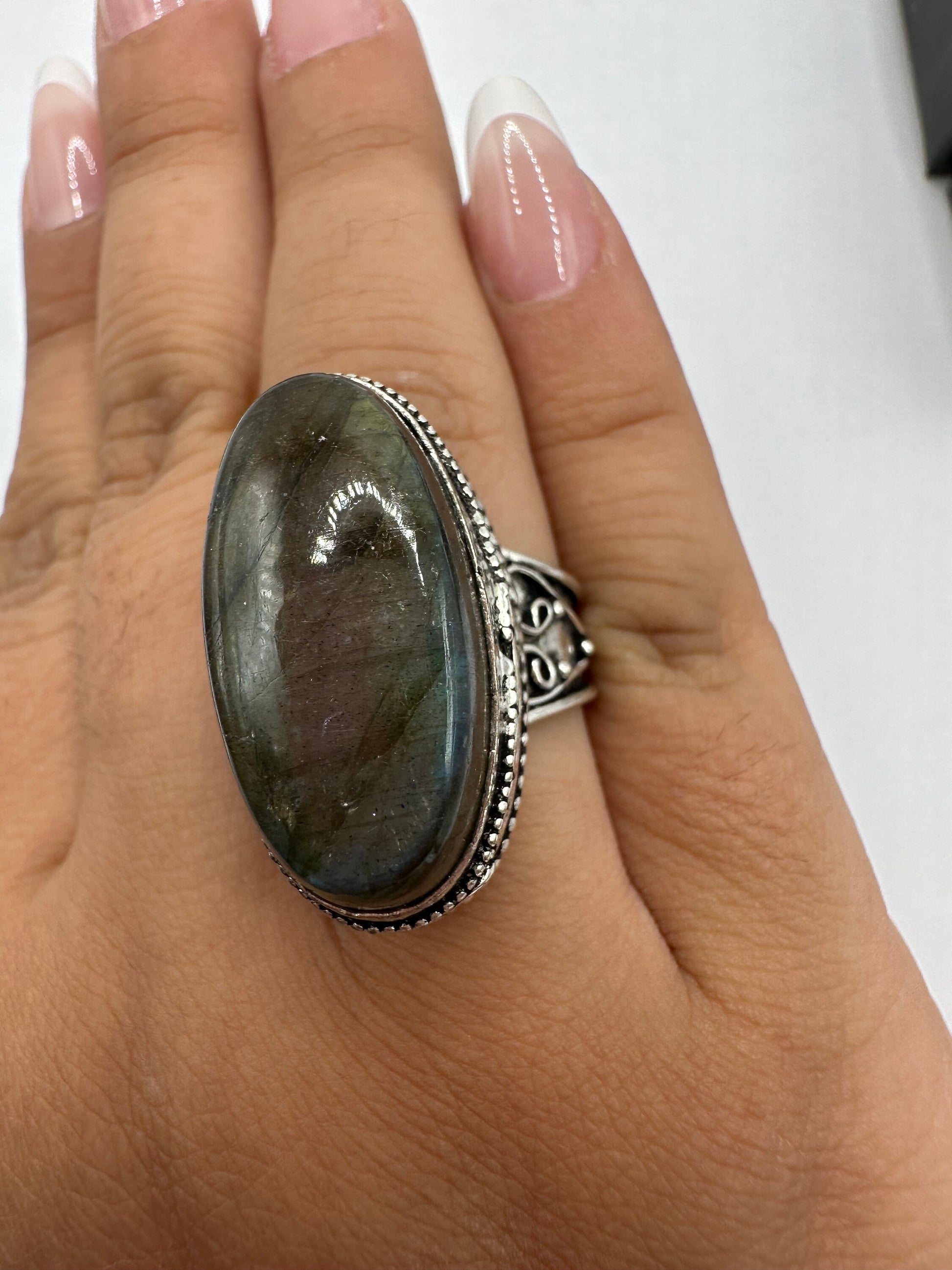 Vintage Large Labradorite Rainbow Moonstone Stone Silver Ring