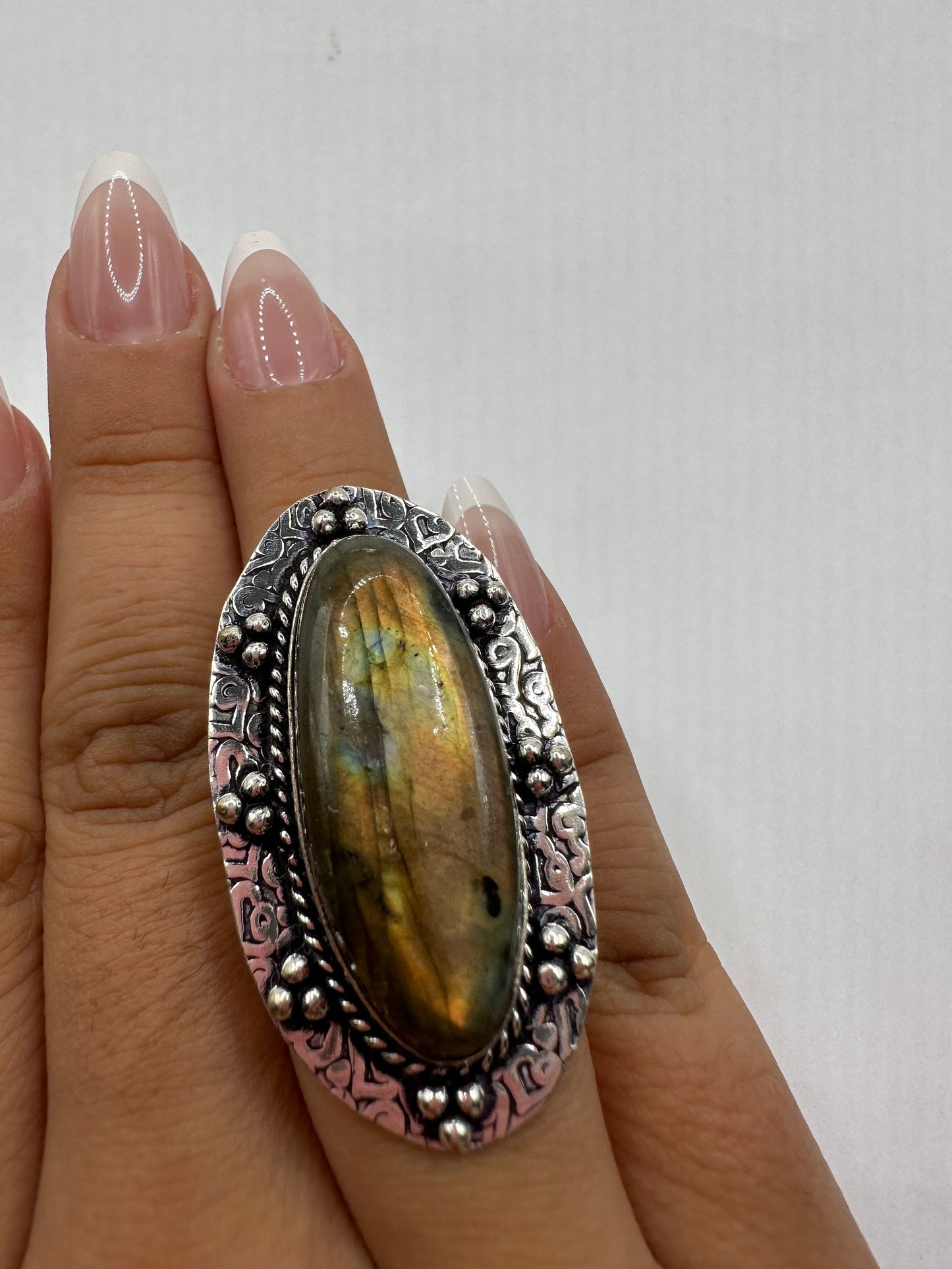 Vintage Large Labradorite Rainbow Moonstone Stone Silver Ring