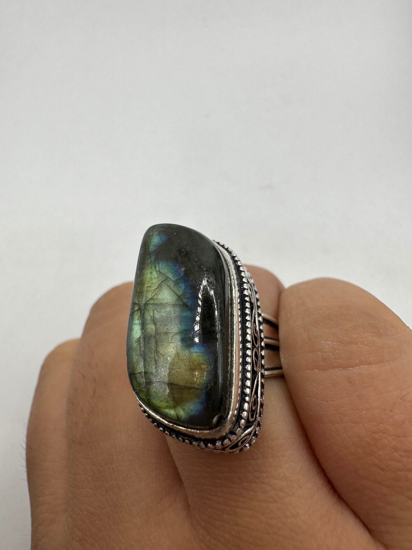 Vintage Large Labradorite Rainbow Moonstone Stone Silver Ring