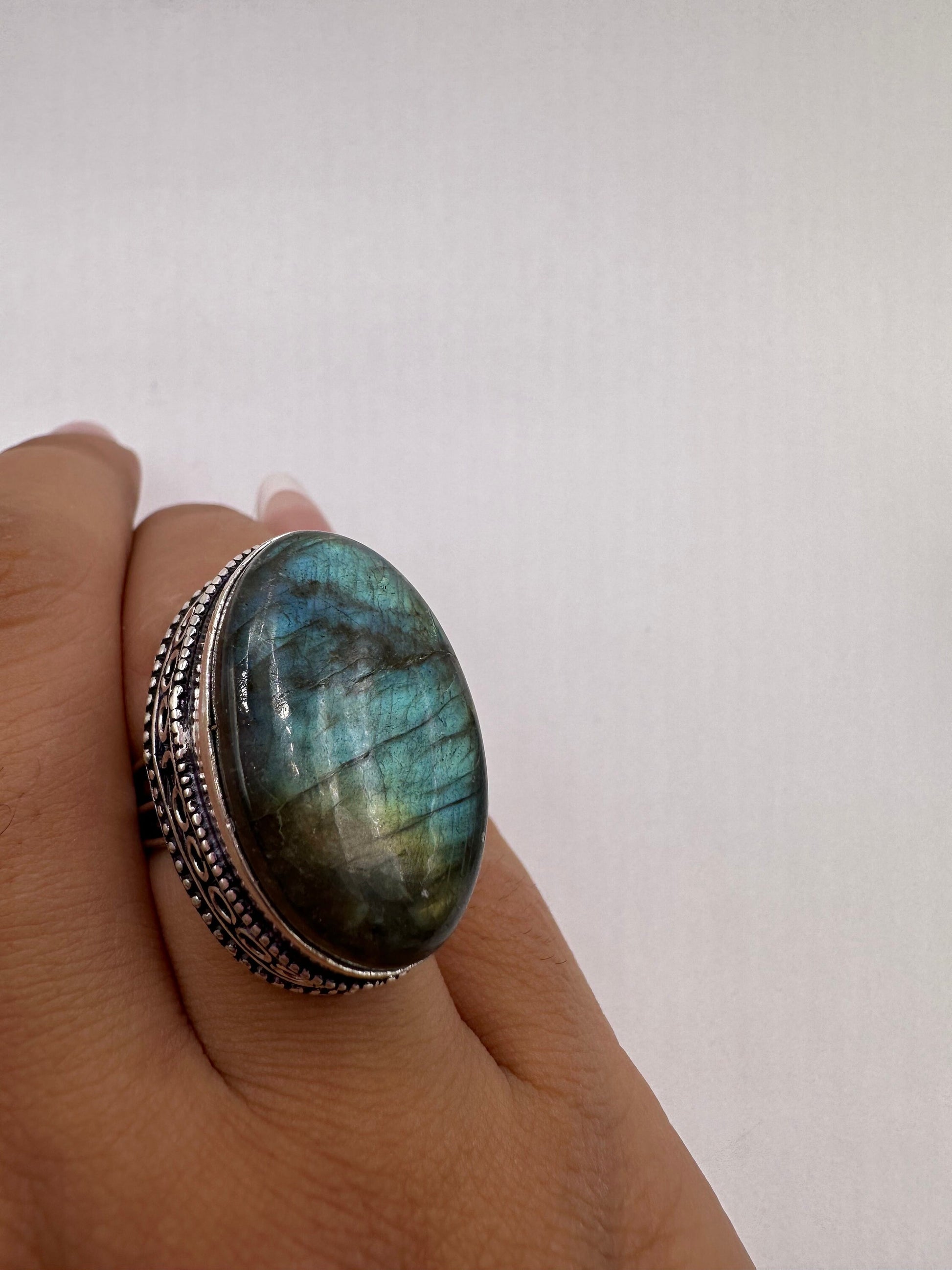 Vintage Large Labradorite Rainbow Moonstone Stone Silver Ring