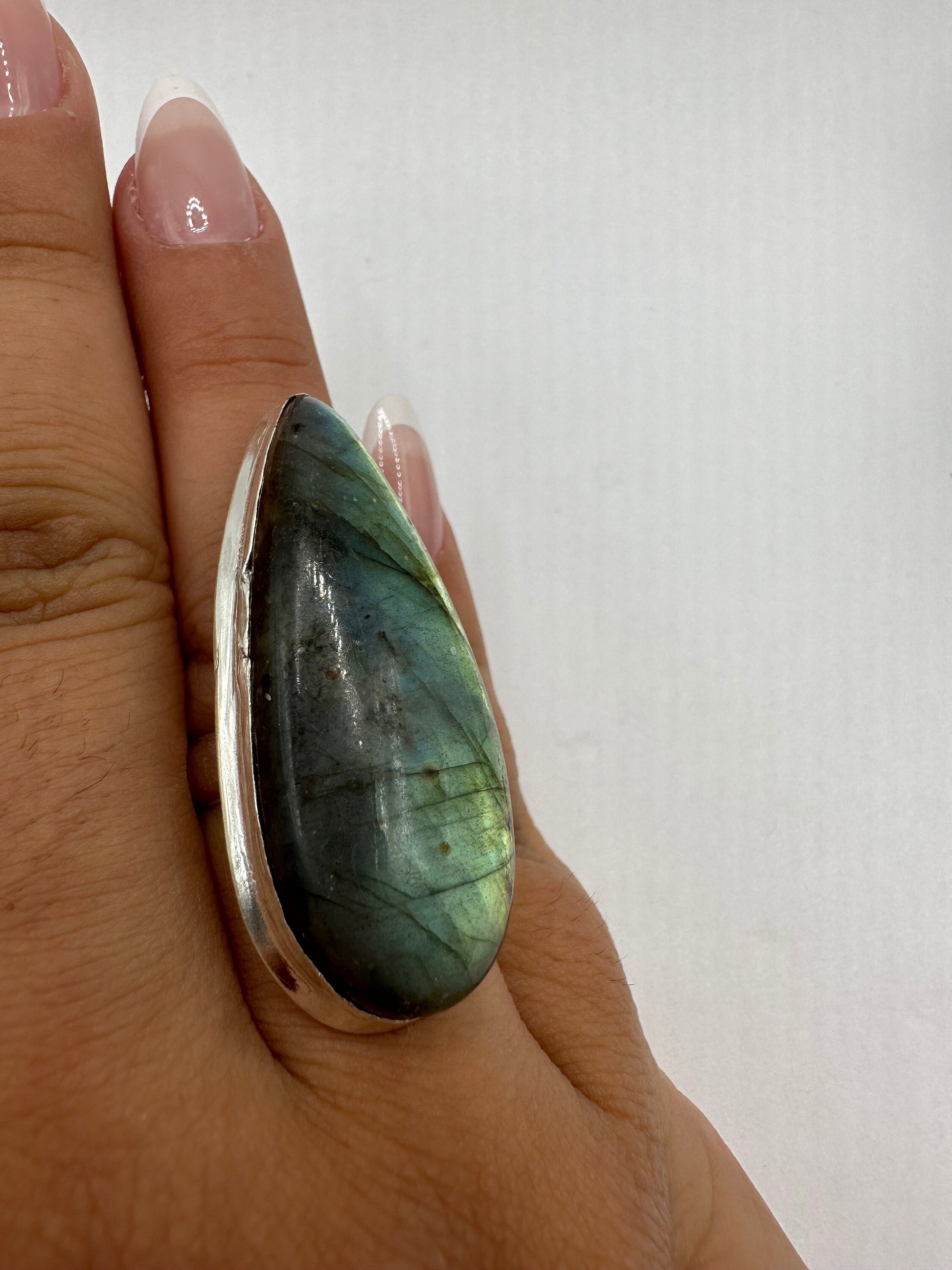 Vintage Large Labradorite Rainbow Moonstone Stone Silver Ring