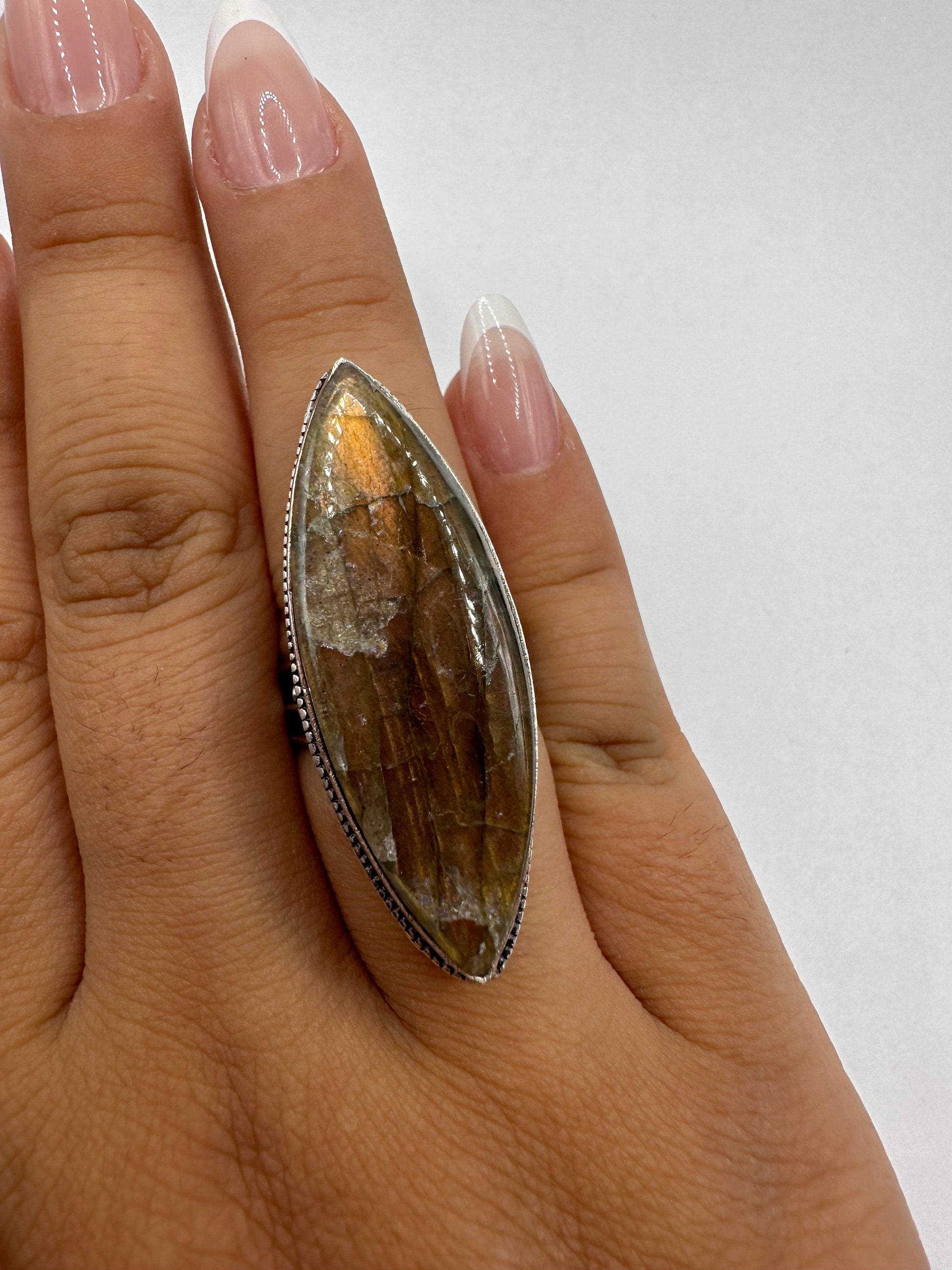 Vintage Large Labradorite Rainbow Moonstone Stone Silver Ring