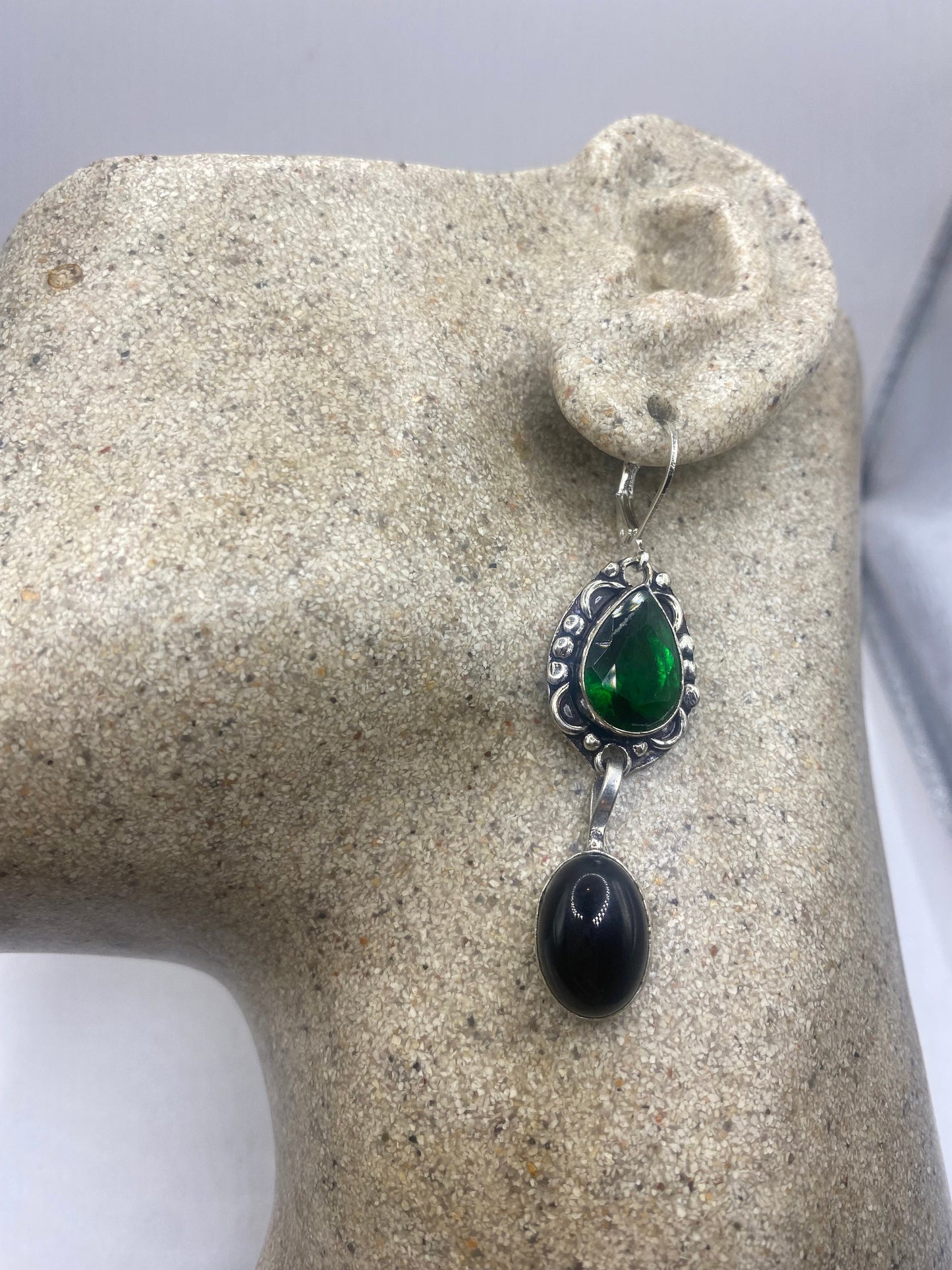 Vintage Black Earring Onyx and Green Glass 925 Sterling Silver Deco Dangle Chandelier