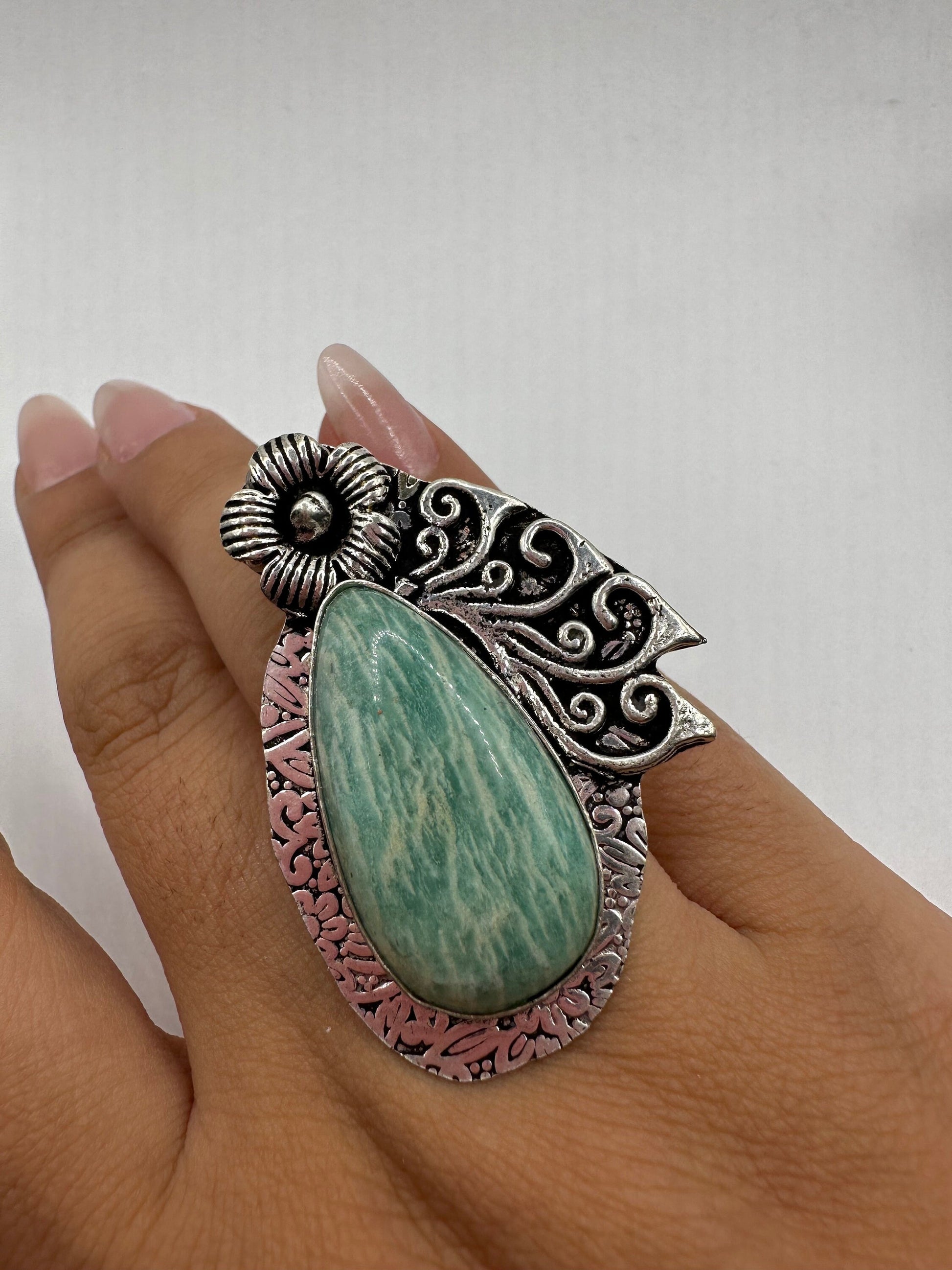 Vintage Green Amazonite Silver Ring Size 8