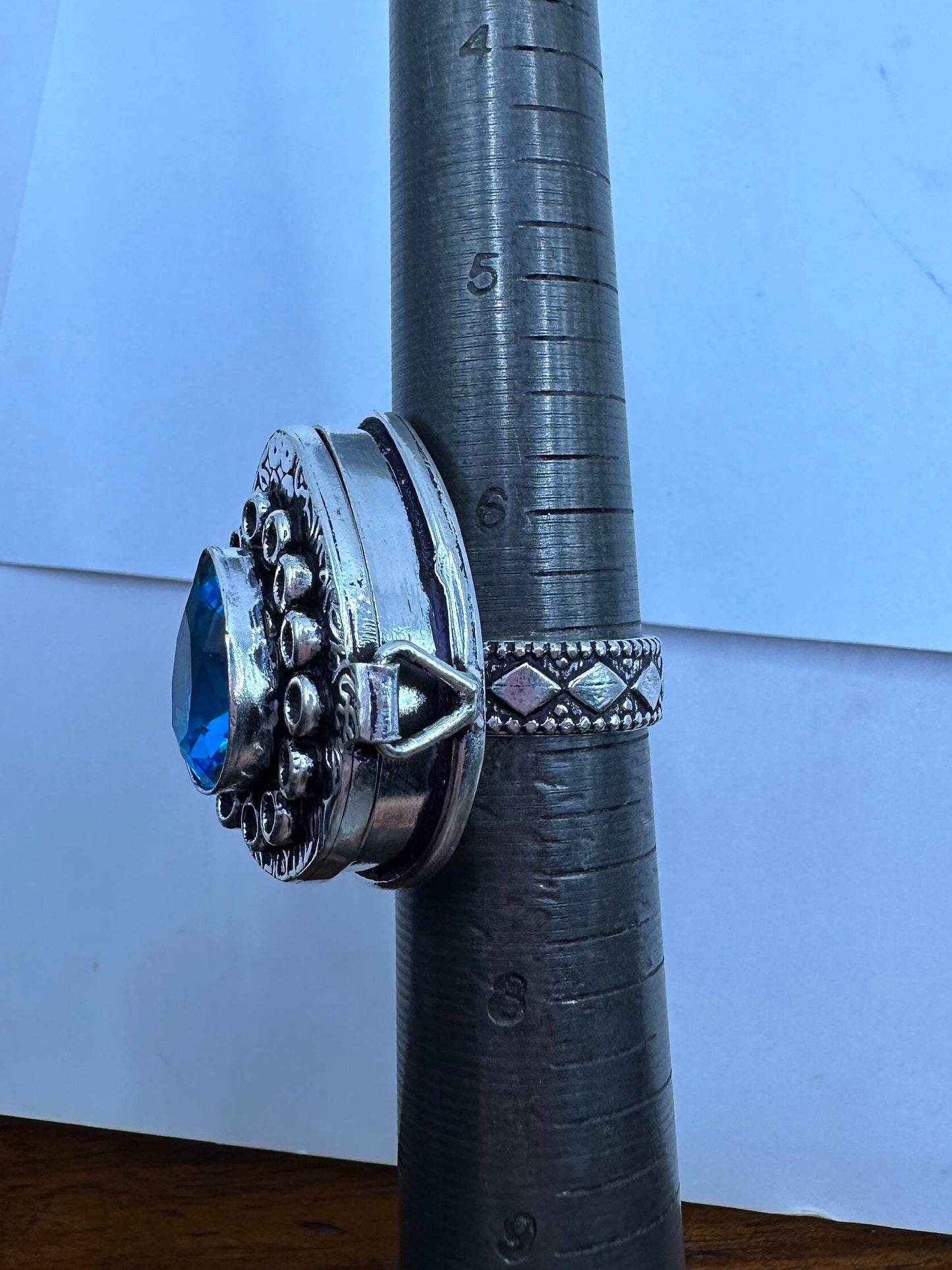 Vintage White Bronze Poison Pillbox Ring