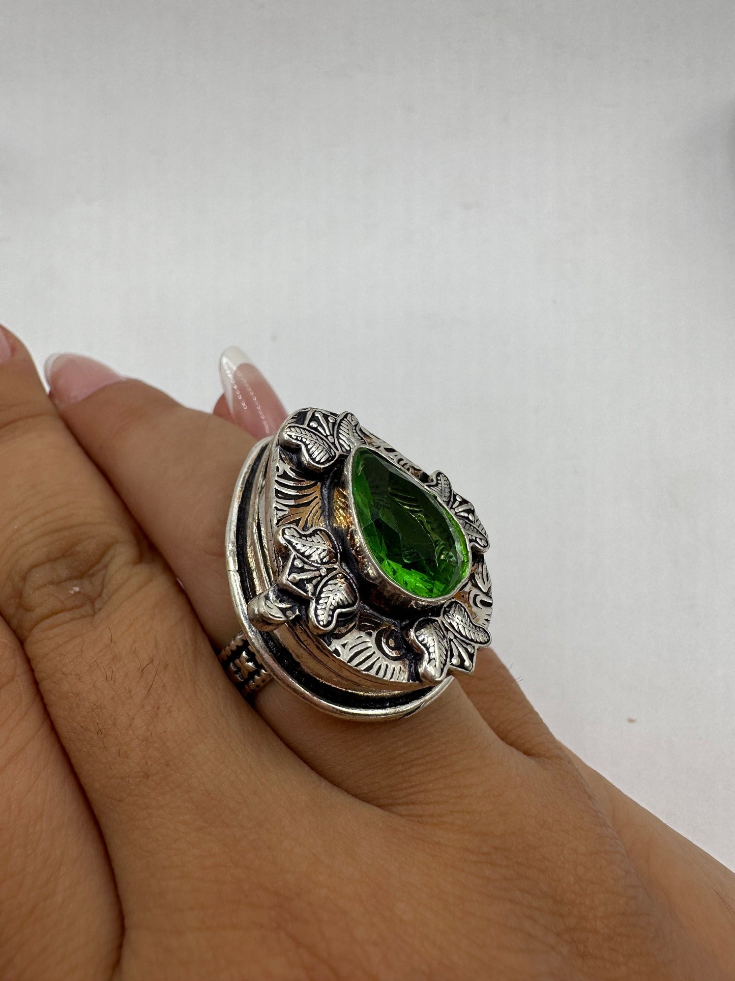 Vintage White Bronze Poison Pillbox Ring