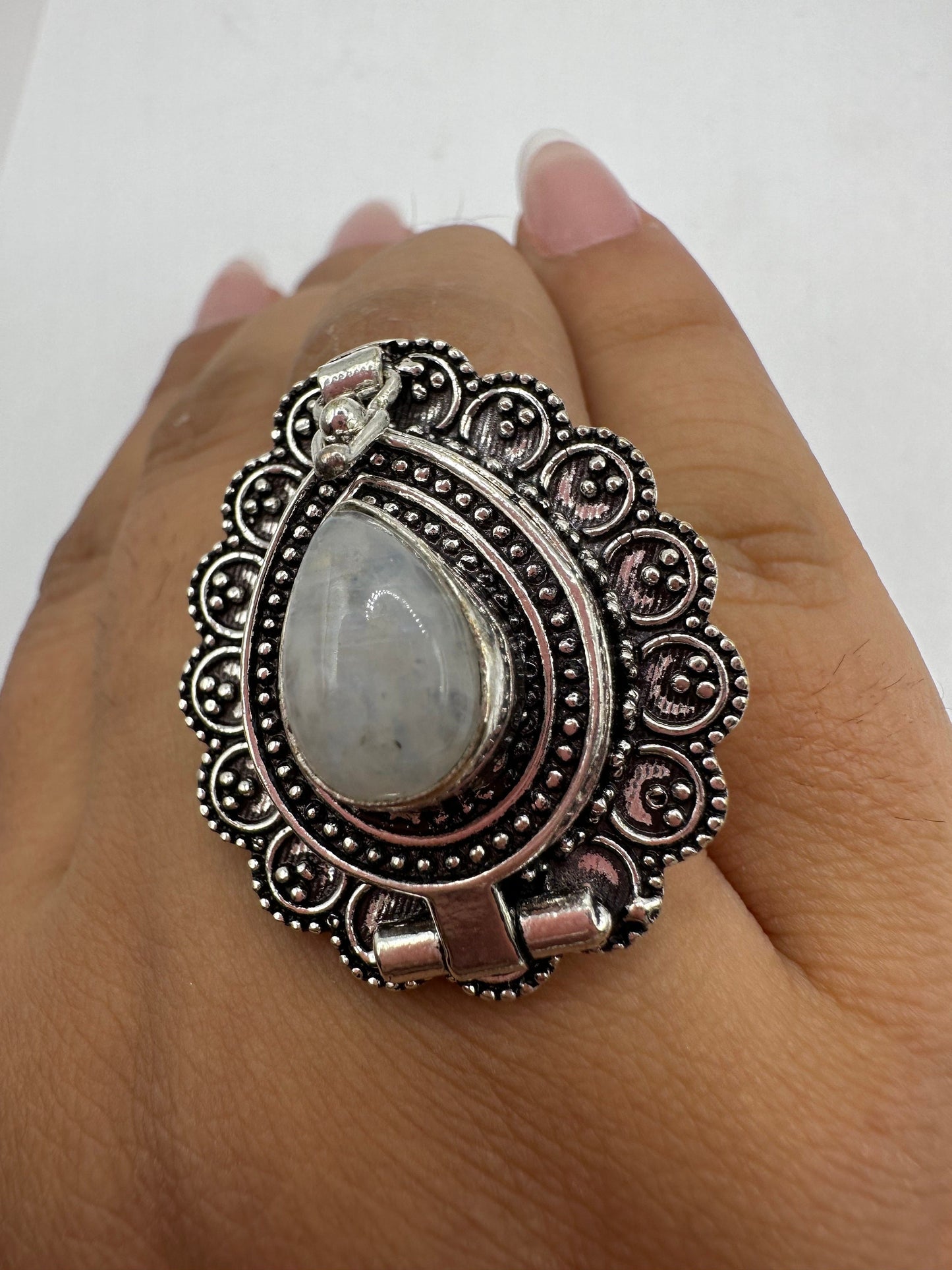 Vintage White Bronze Poison Pillbox Ring