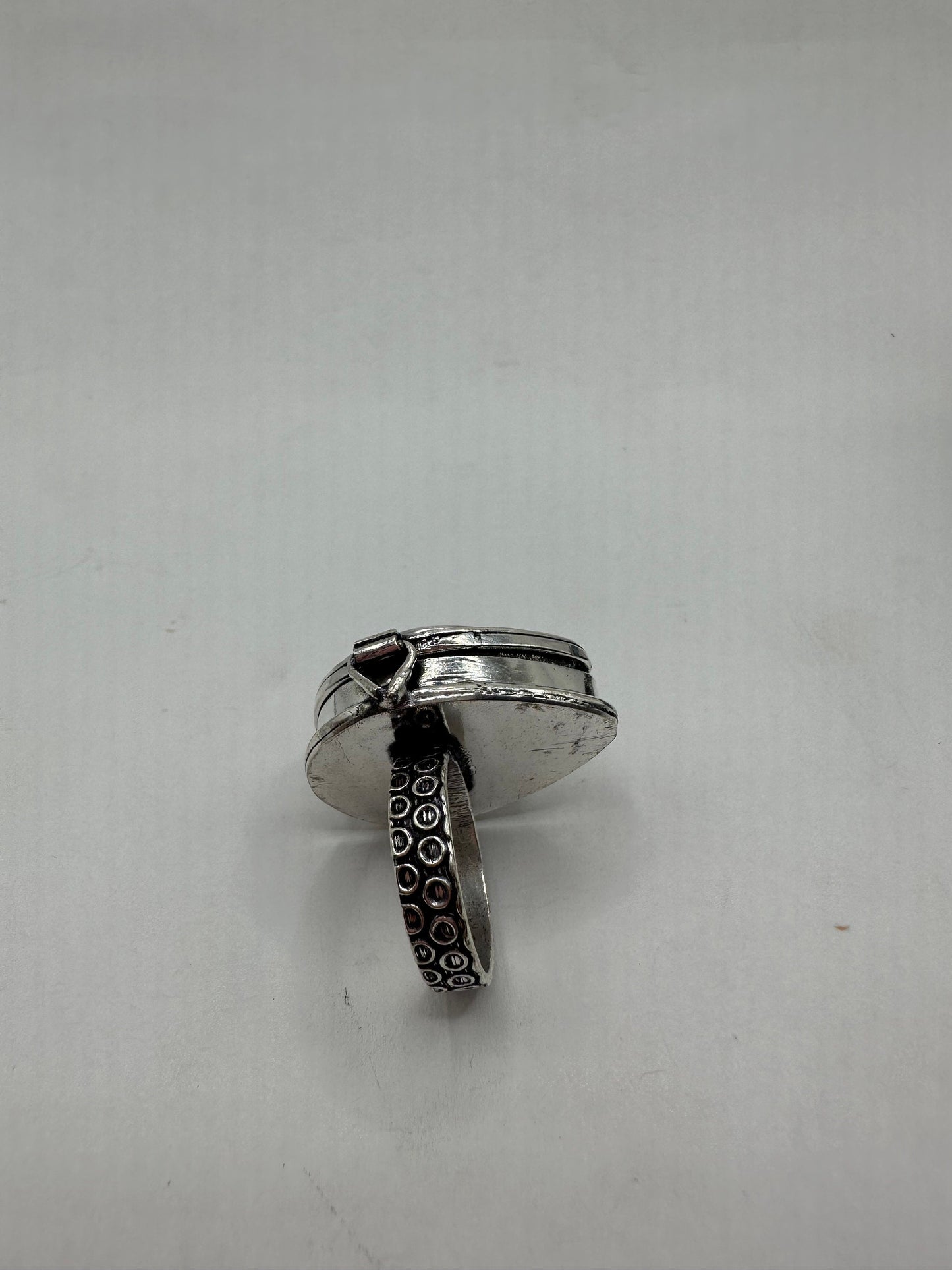 Vintage White Bronze Poison Pillbox Ring