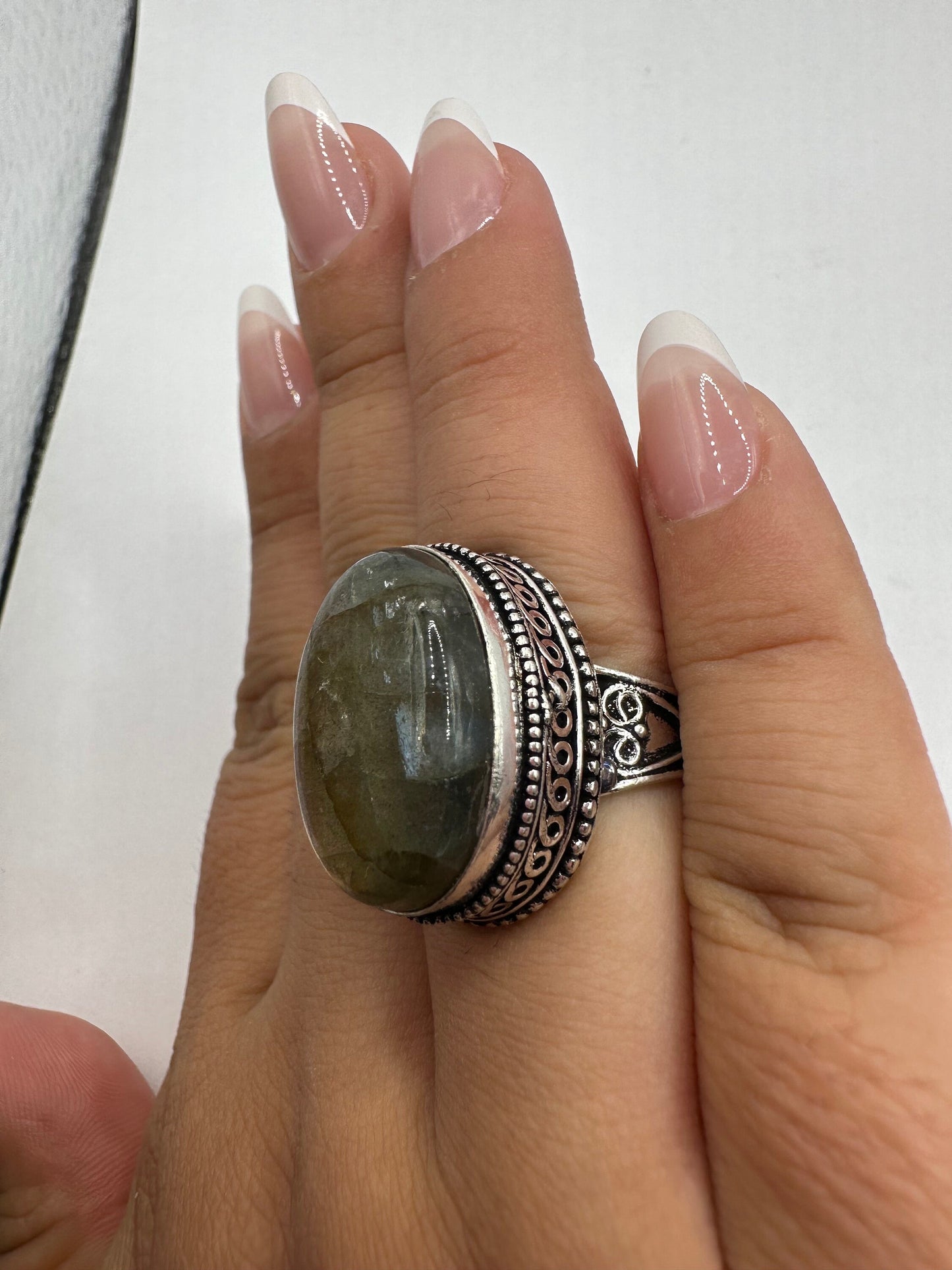 Vintage Large Labradorite Rainbow Moonstone Stone Silver Ring