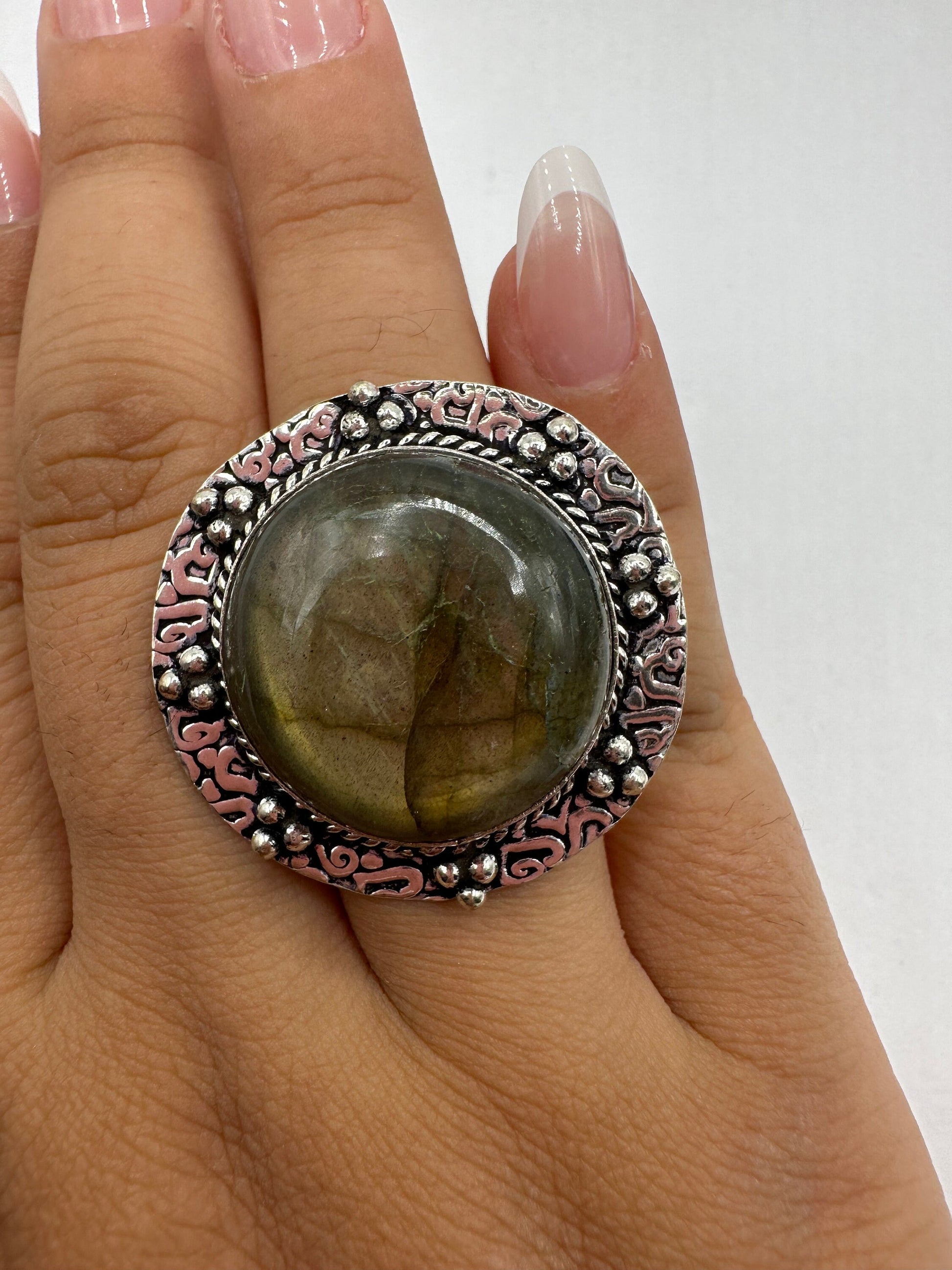 Vintage Large Labradorite Rainbow Moonstone Stone Silver Ring