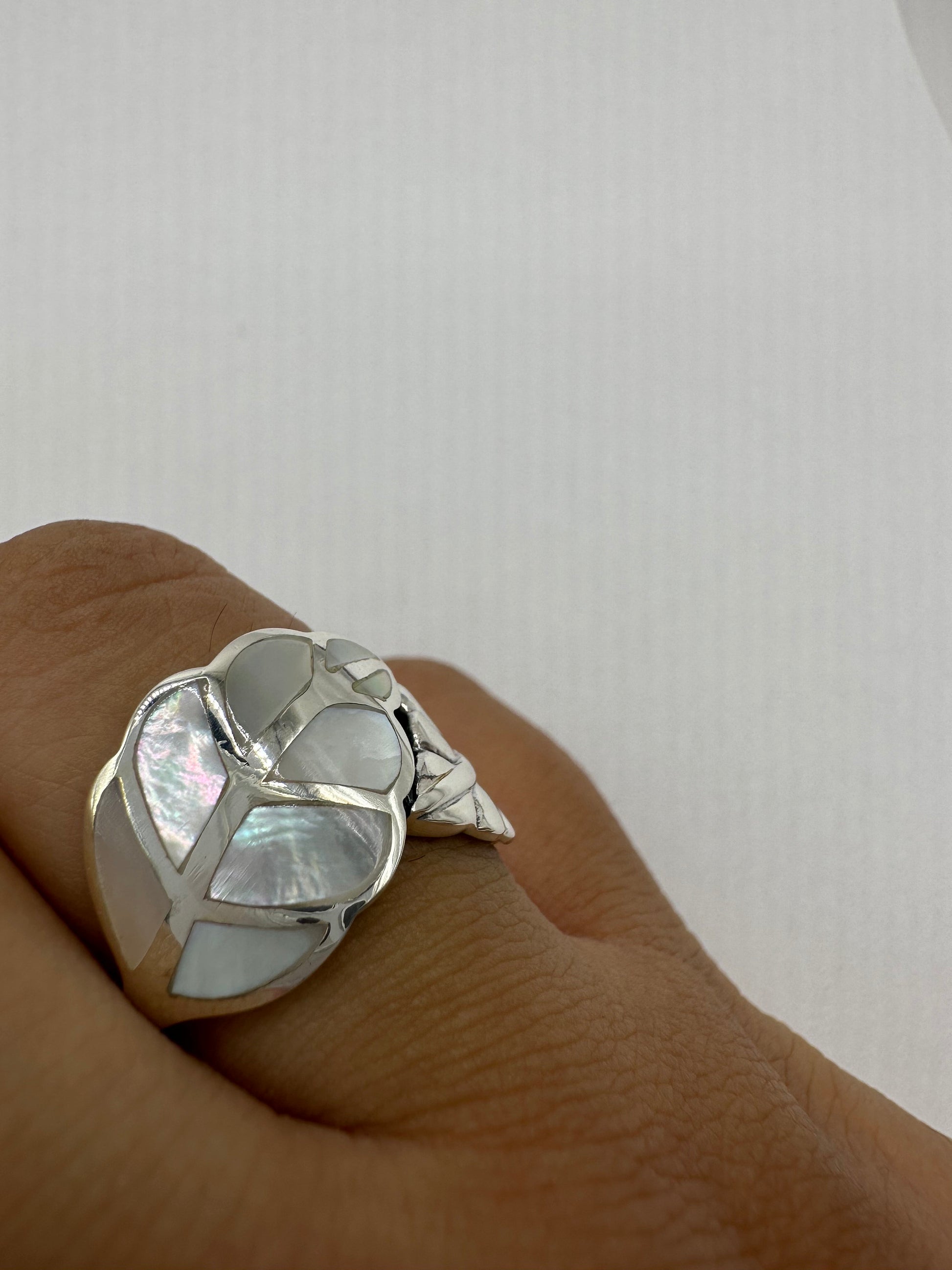 Antique Deco Mother of Pearl Leaf 925 Sterling Silver Ring