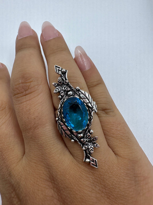 Vintage Aqua Vintage Art Glass Ring About an Inch Long Knuckle Ring