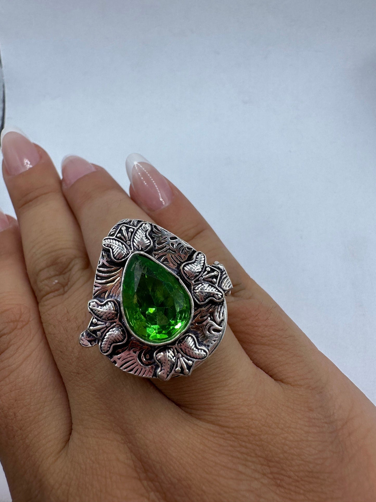 Vintage White Bronze Poison Pillbox Ring