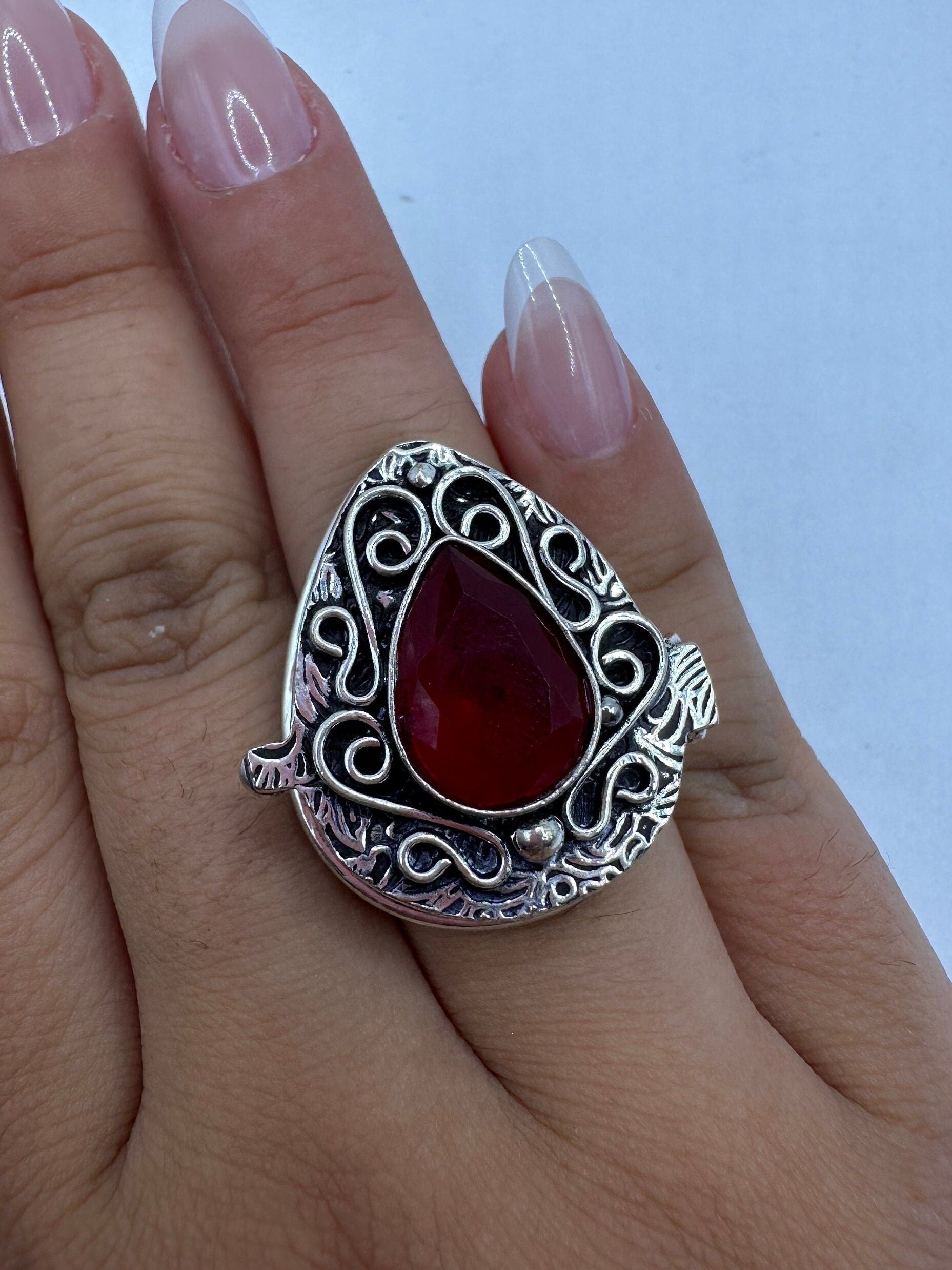 Vintage White Bronze Poison Pillbox Ring