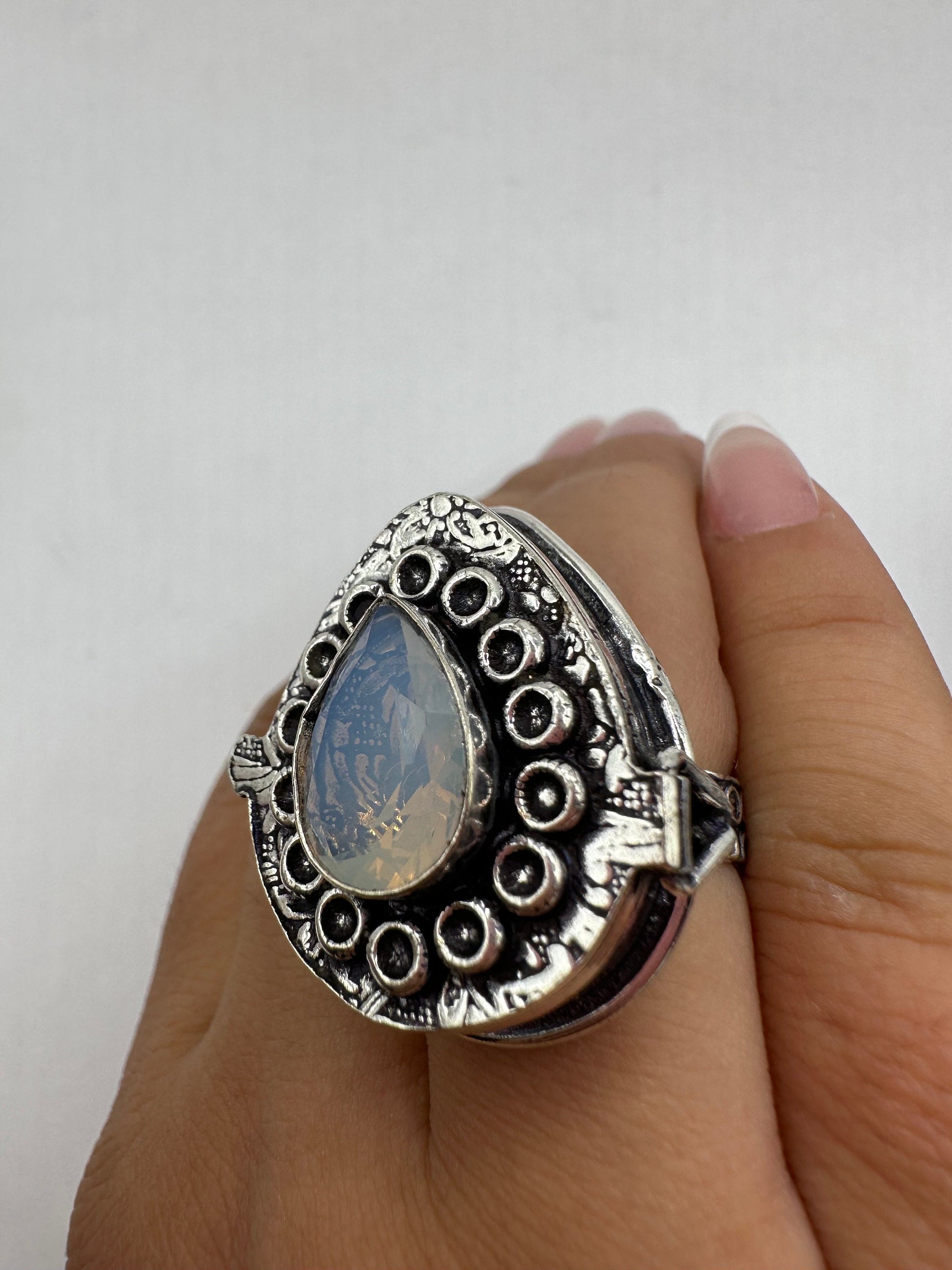 Vintage White Bronze Poison Pillbox Ring