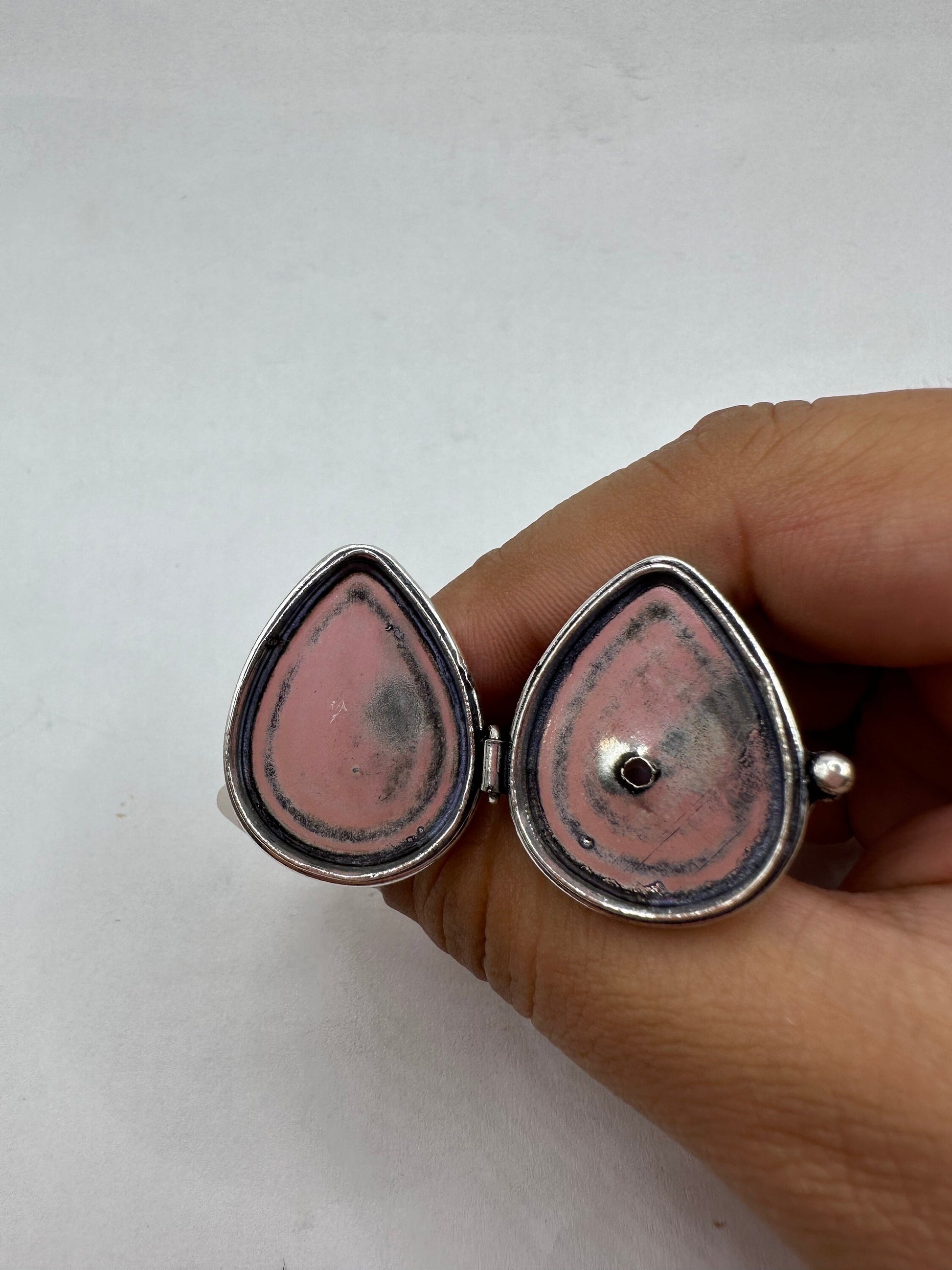 Vintage White Bronze Poison Pillbox Ring