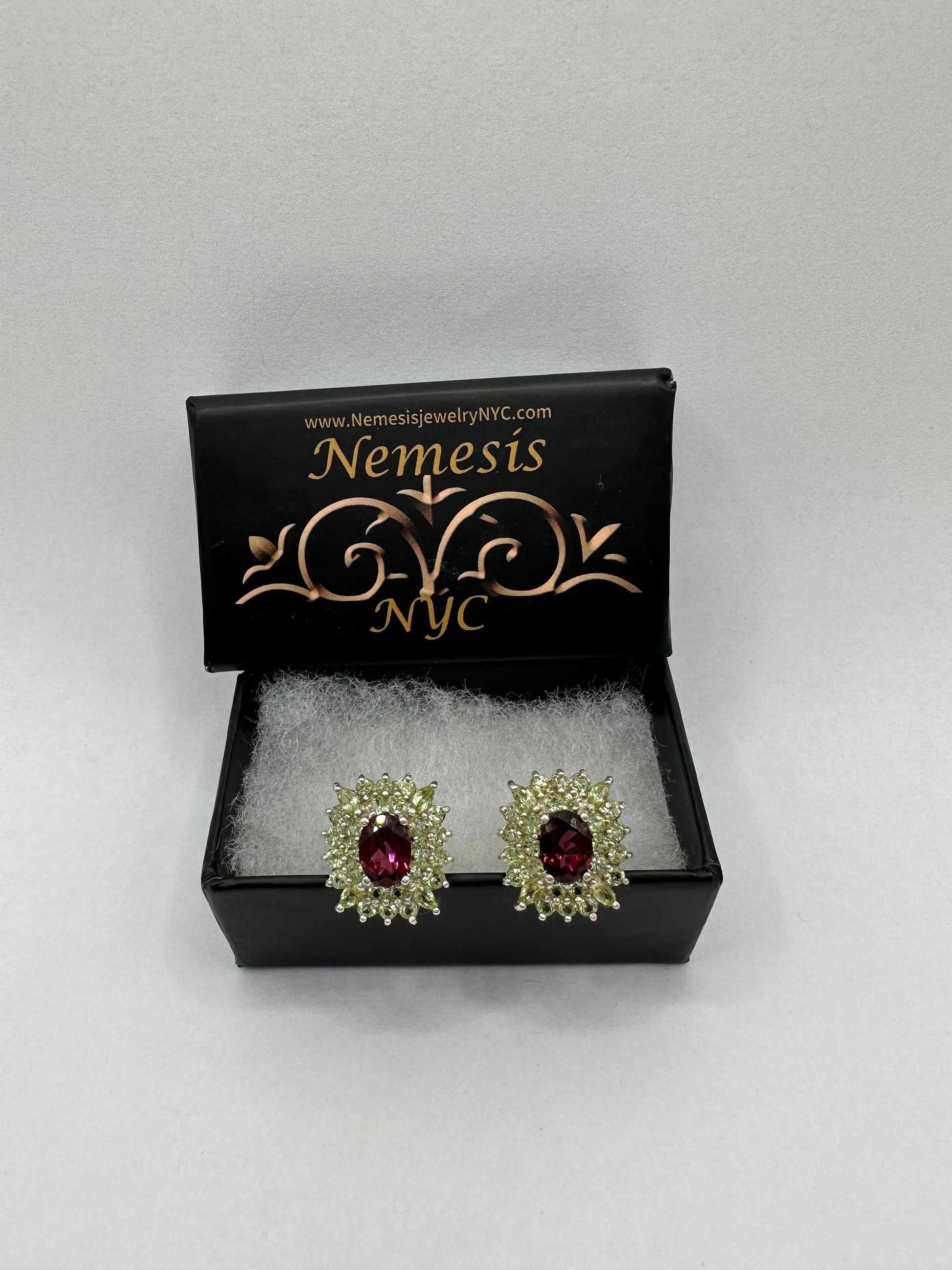 Vintage Handmade 925 Sterling Silver Bohemian Garnet Peridot Stud Earrings