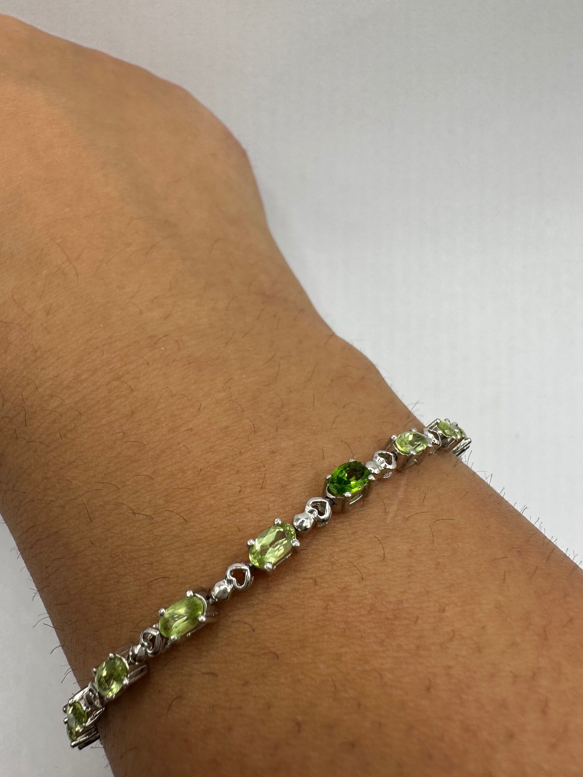 Vintage Handmade Genuine Peridot 925 Sterling Silver Tennis Bracelet