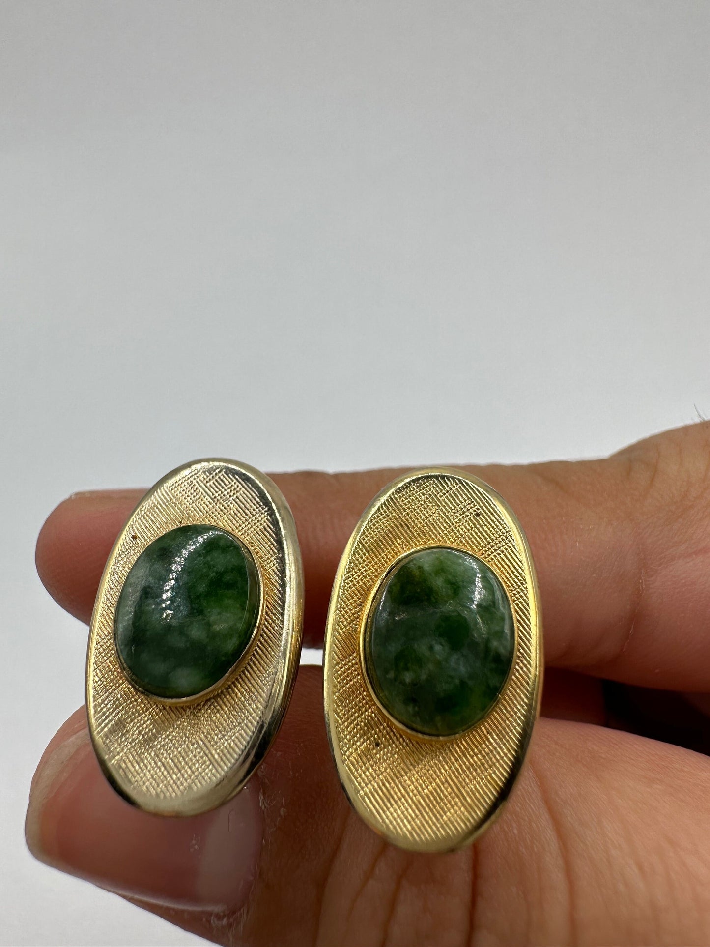 Vintage Green Nephrite Jade Cuff Links