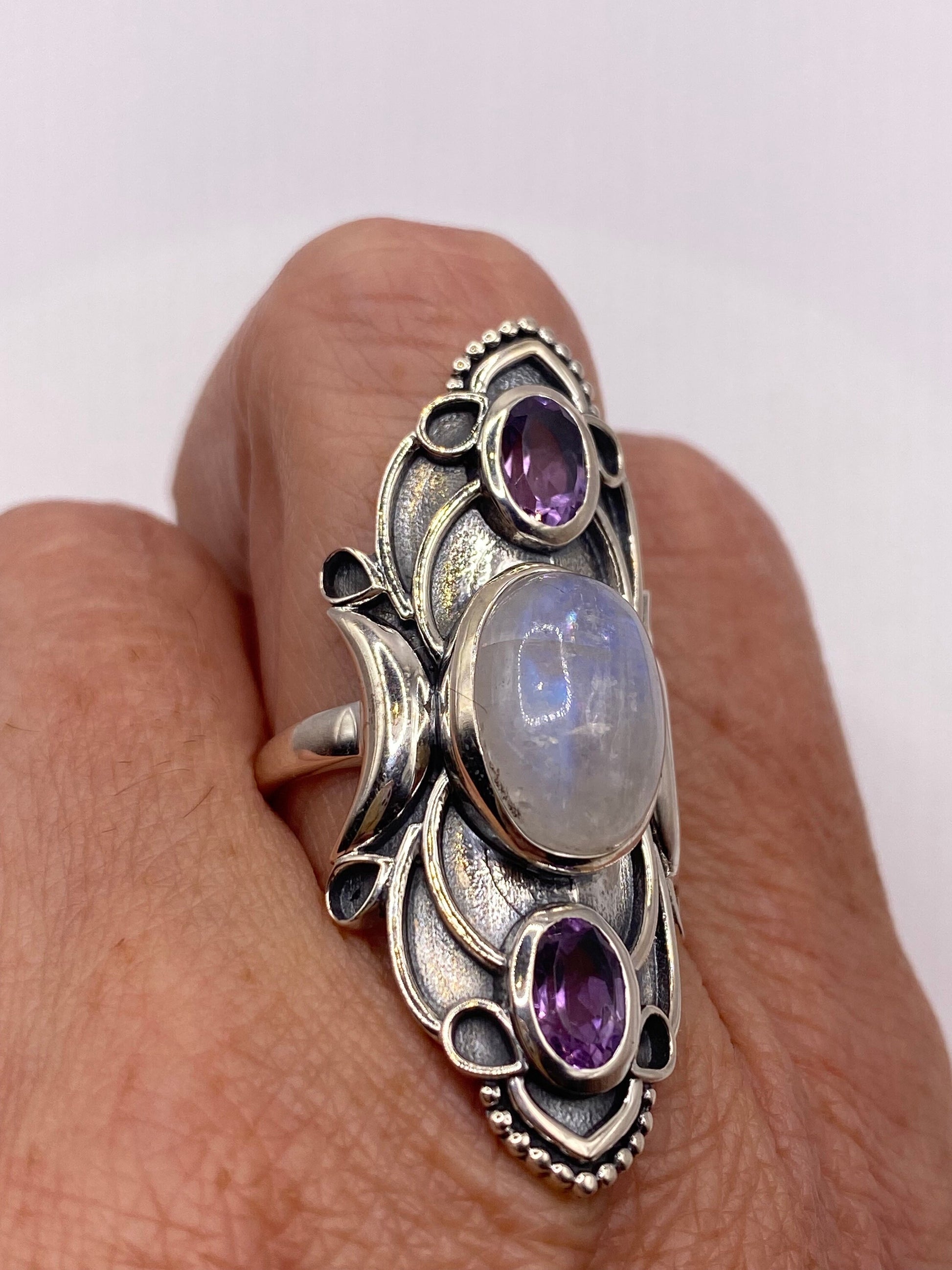 Vintage Genuine Blue White Rainbow Moonstone Amethyst Ring