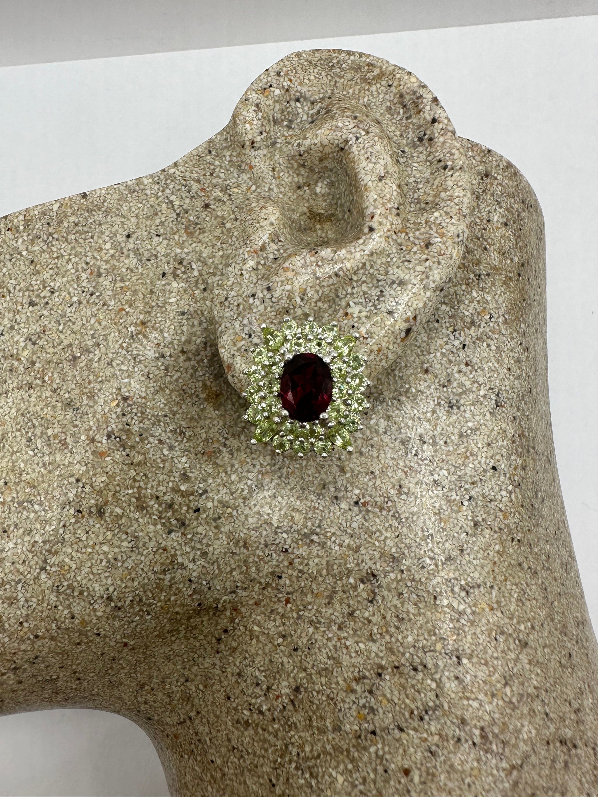 Vintage Handmade 925 Sterling Silver Bohemian Garnet Peridot Stud Earrings