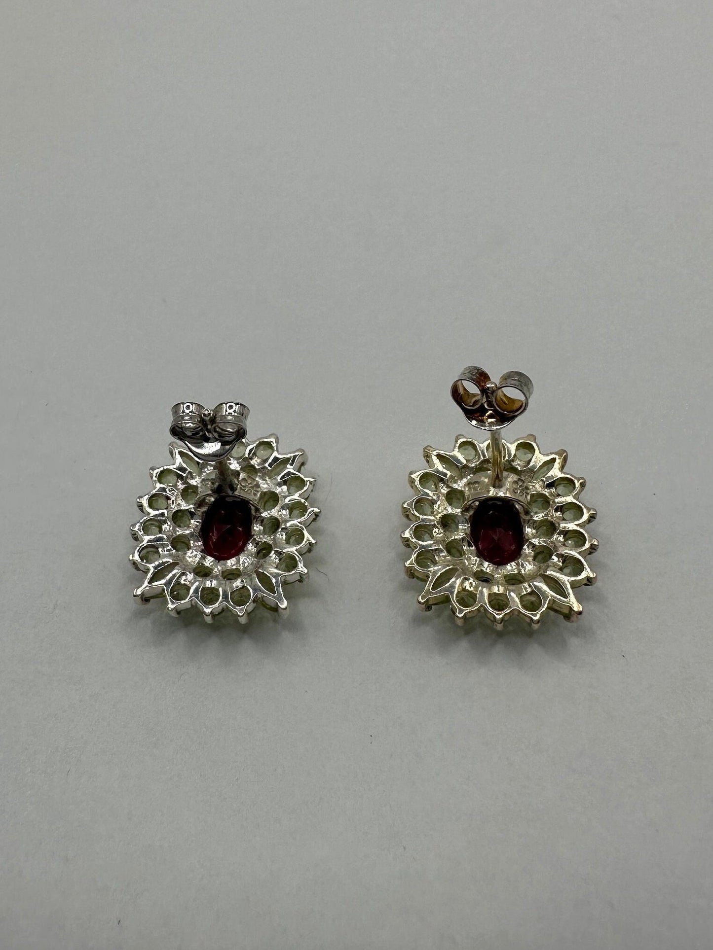 Vintage Handmade 925 Sterling Silver Bohemian Garnet Peridot Stud Earrings