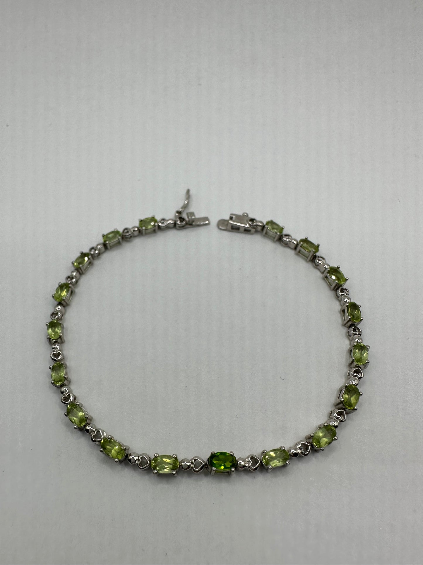 Vintage Handmade Genuine Peridot 925 Sterling Silver Tennis Bracelet