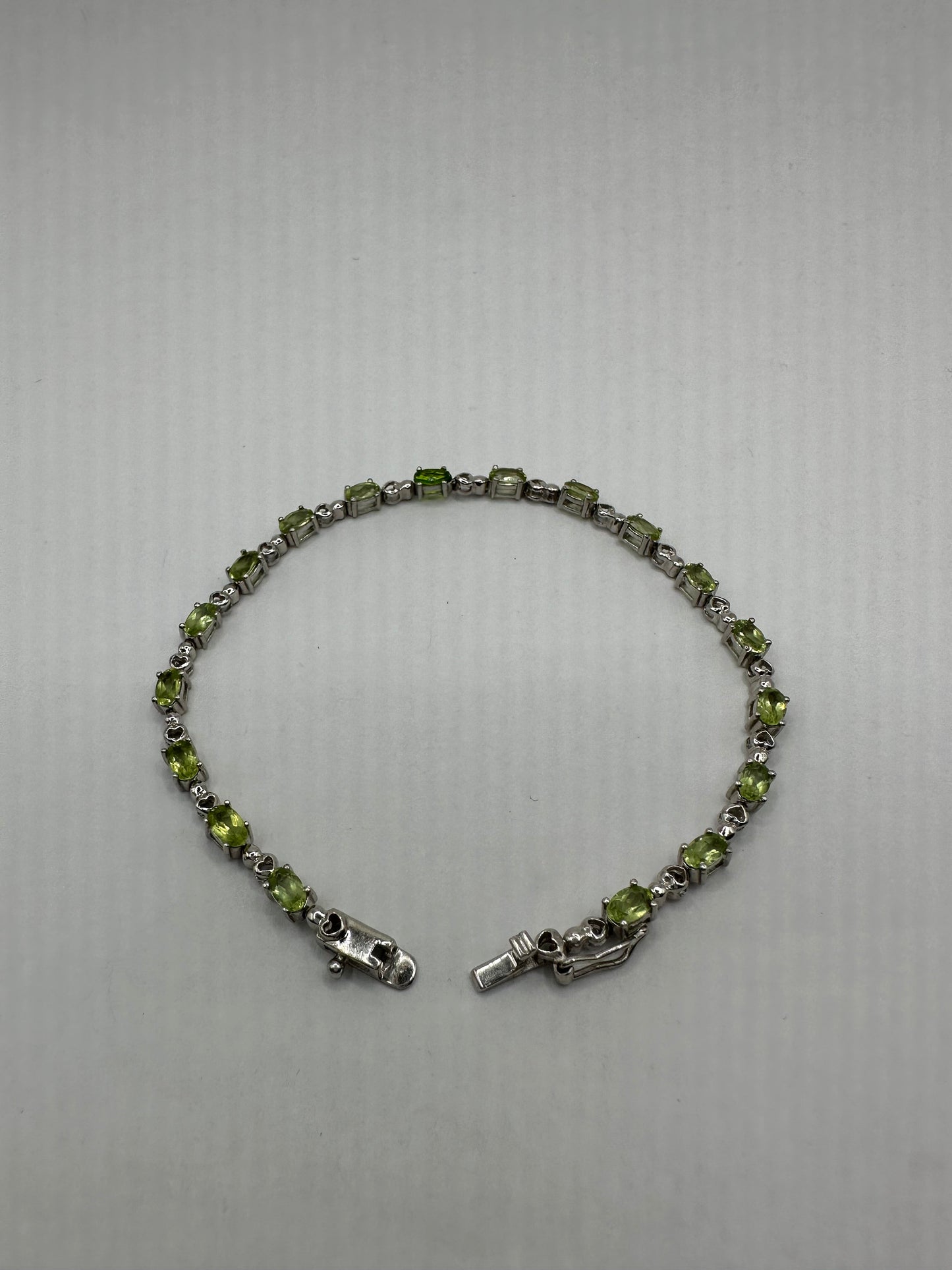 Vintage Handmade Genuine Peridot 925 Sterling Silver Tennis Bracelet