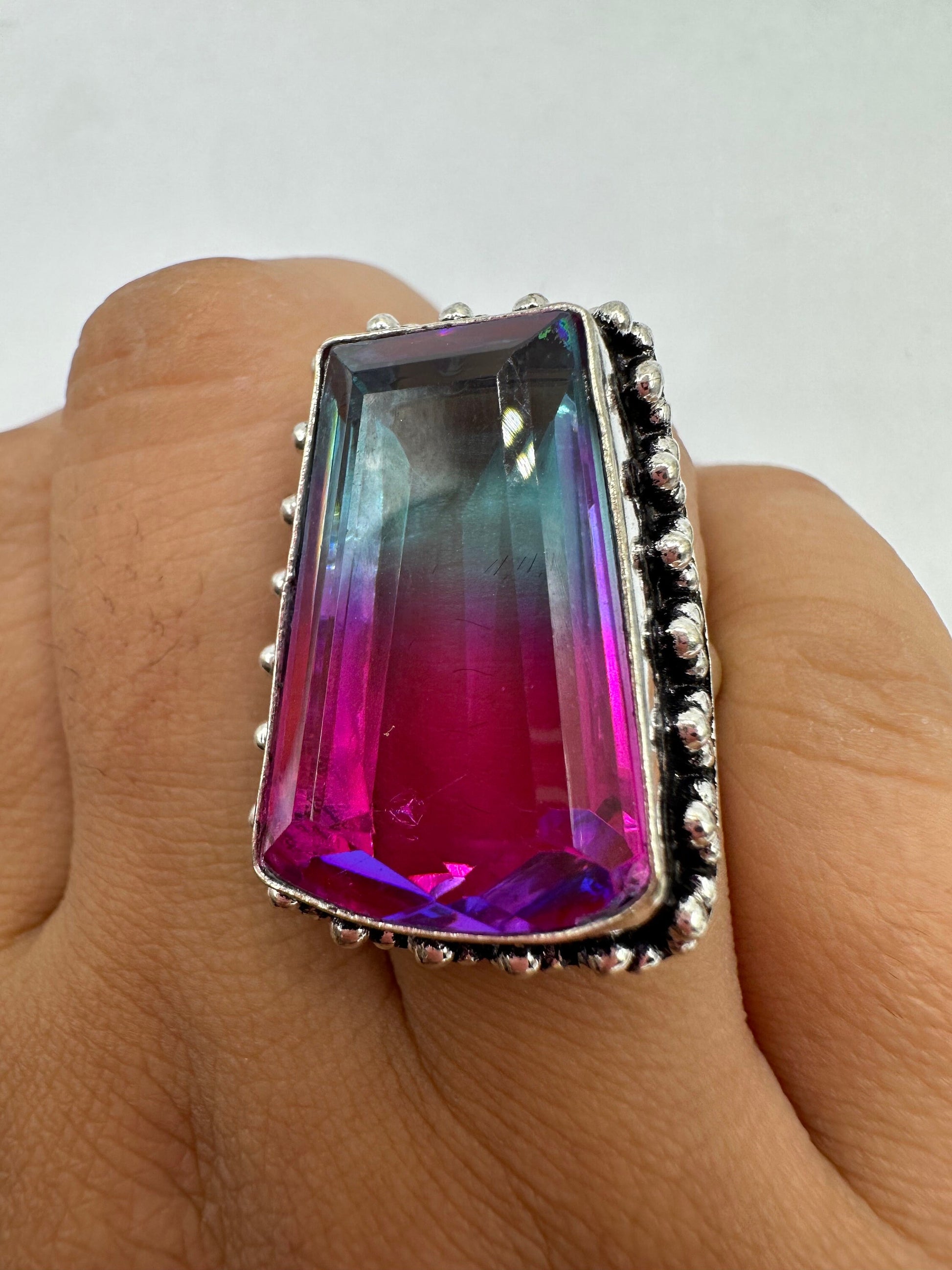 Vintage Shaded Ombré Vintage Art Glass Ring